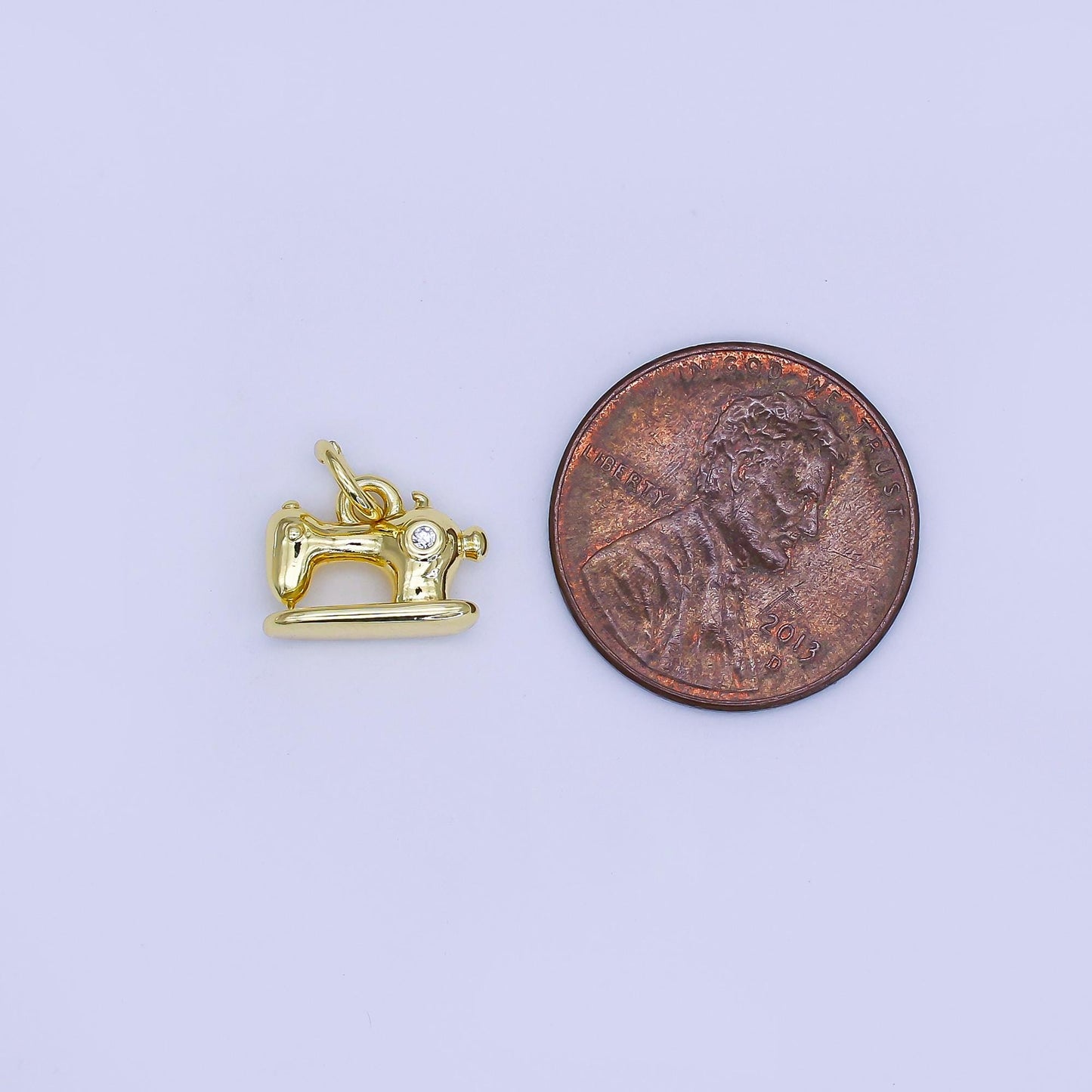 Dainty sewing charm 18k gold filled charm craft supplies fashion pendants for jewelry findings making accessory for bracelet necklace AJ-318