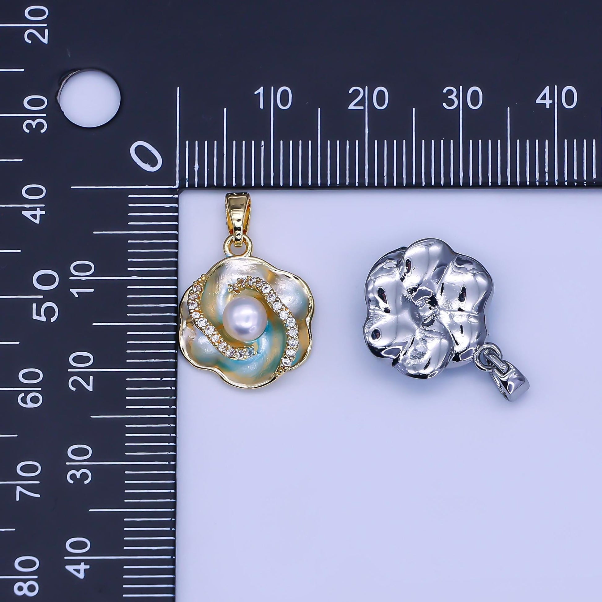 18k gold filled Hibiscus flower Iridescent Pearl Floral Charm pendant with Pearl Stone | AH-405
