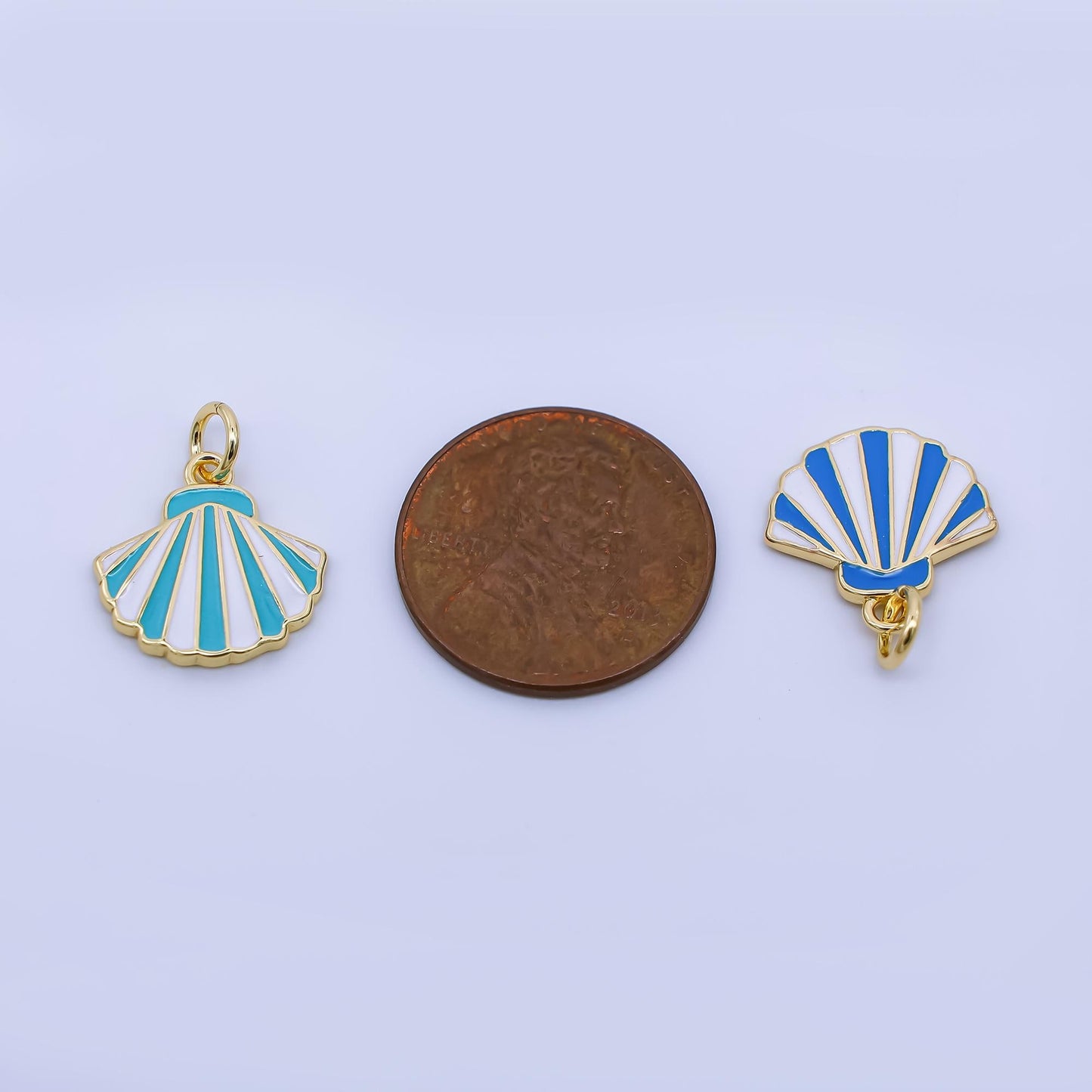 24k gold fill Enamel Clam shaped pendant Zebra Print Heart Charm Pink Blue Purple Stripes Pendant aj-429