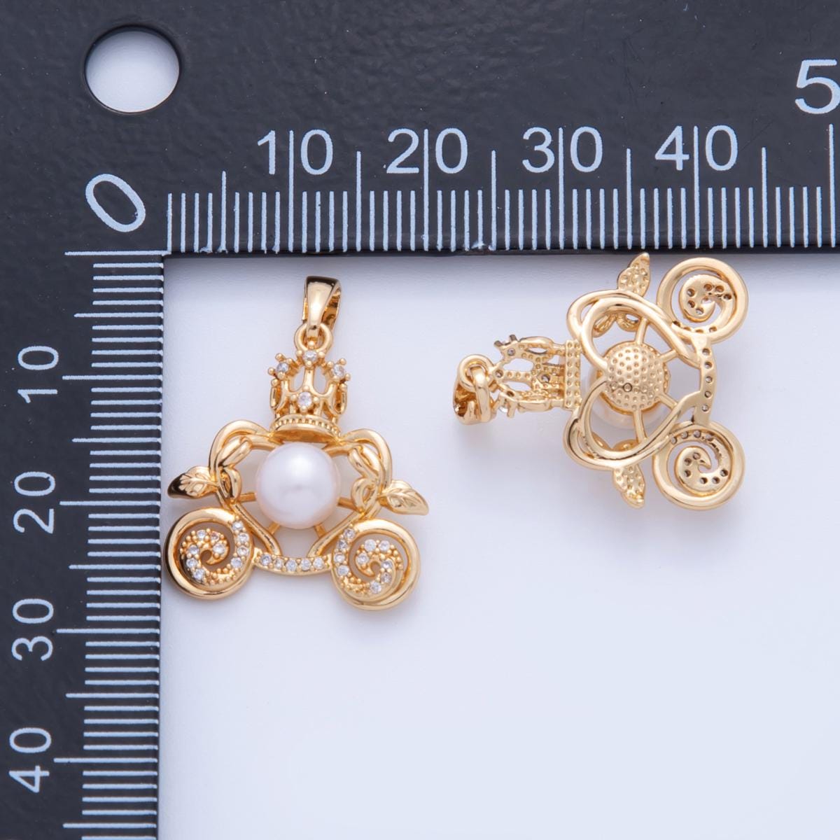 Gold Pearl Carriage , 18K Gold Filled Fantasy Princess Inspired Wedding Pendant CZ Charm for DIY Necklace Bracelet Jewelry Making AH-753