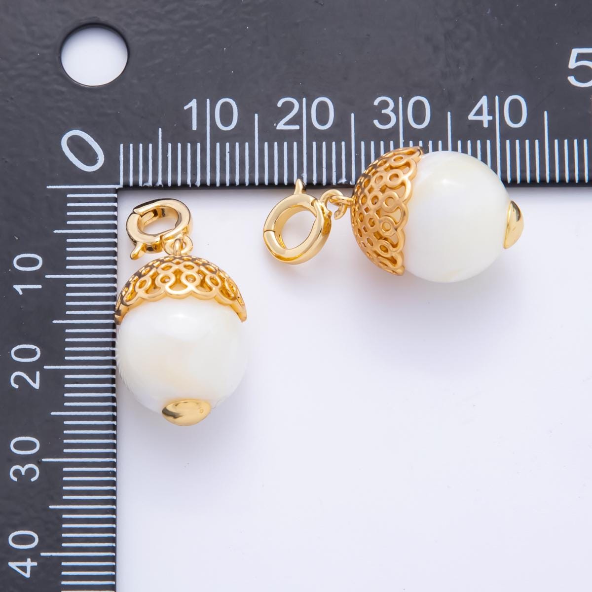 3D Dainty Pearl Brown Acorn Charm Wildlife Oak Tree Nut Pendant Fall Harvest Thanksgiving Jewelry Inspired AH-786