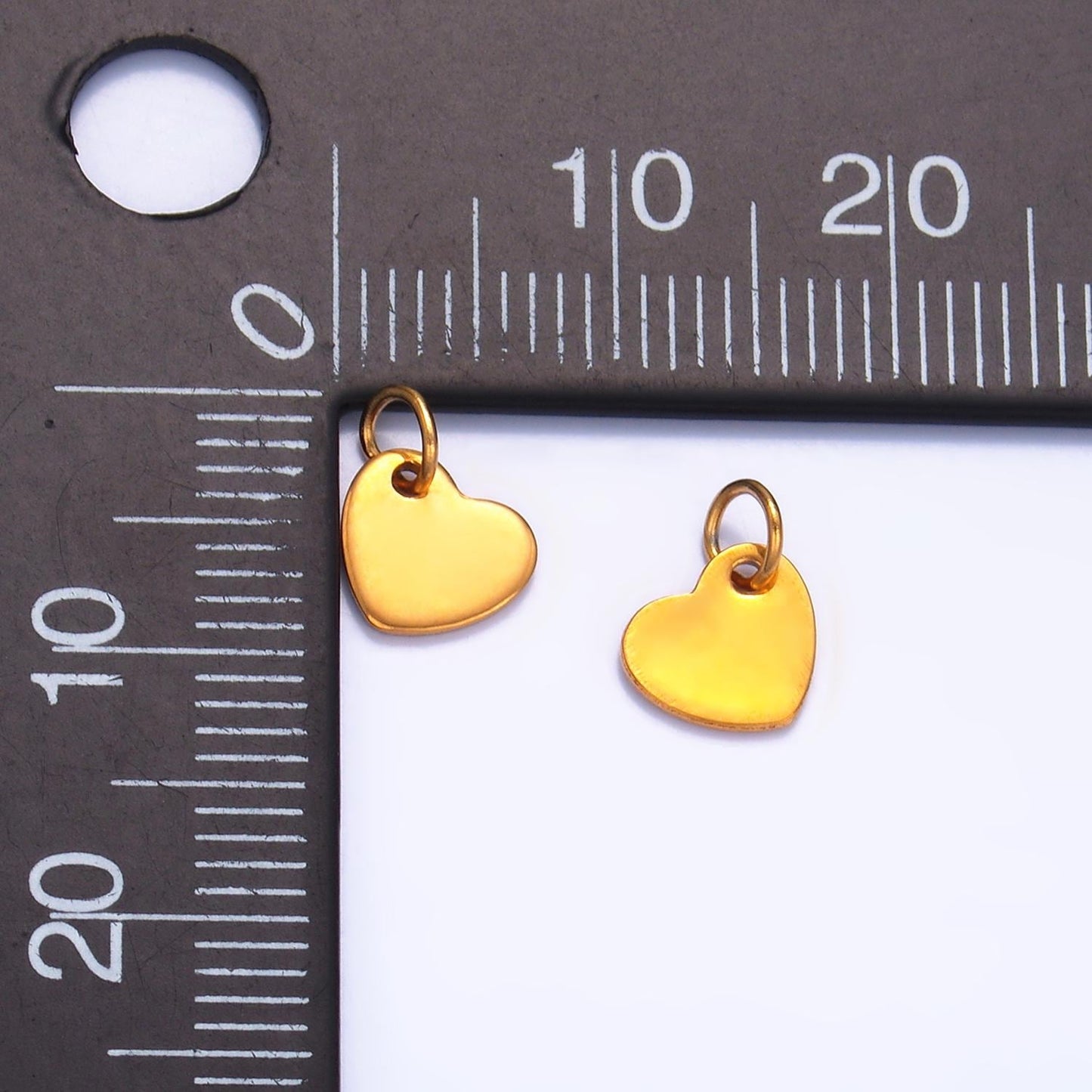 10x Mini Gold Engraved Stainless Steel Heart Pendant for Personalize Front Back or Both Blank Tag Jewelry Making Supply 8mm Round Charm P660