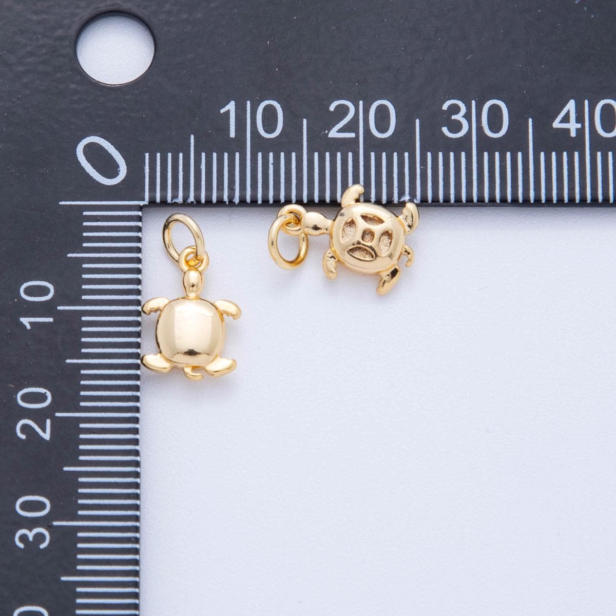 18k Gold Filled Tiny Little Gold Small Sea Turtle Charm Mini Tortoise Animal Charm Beach Cruise Jewelry Supplies N-313