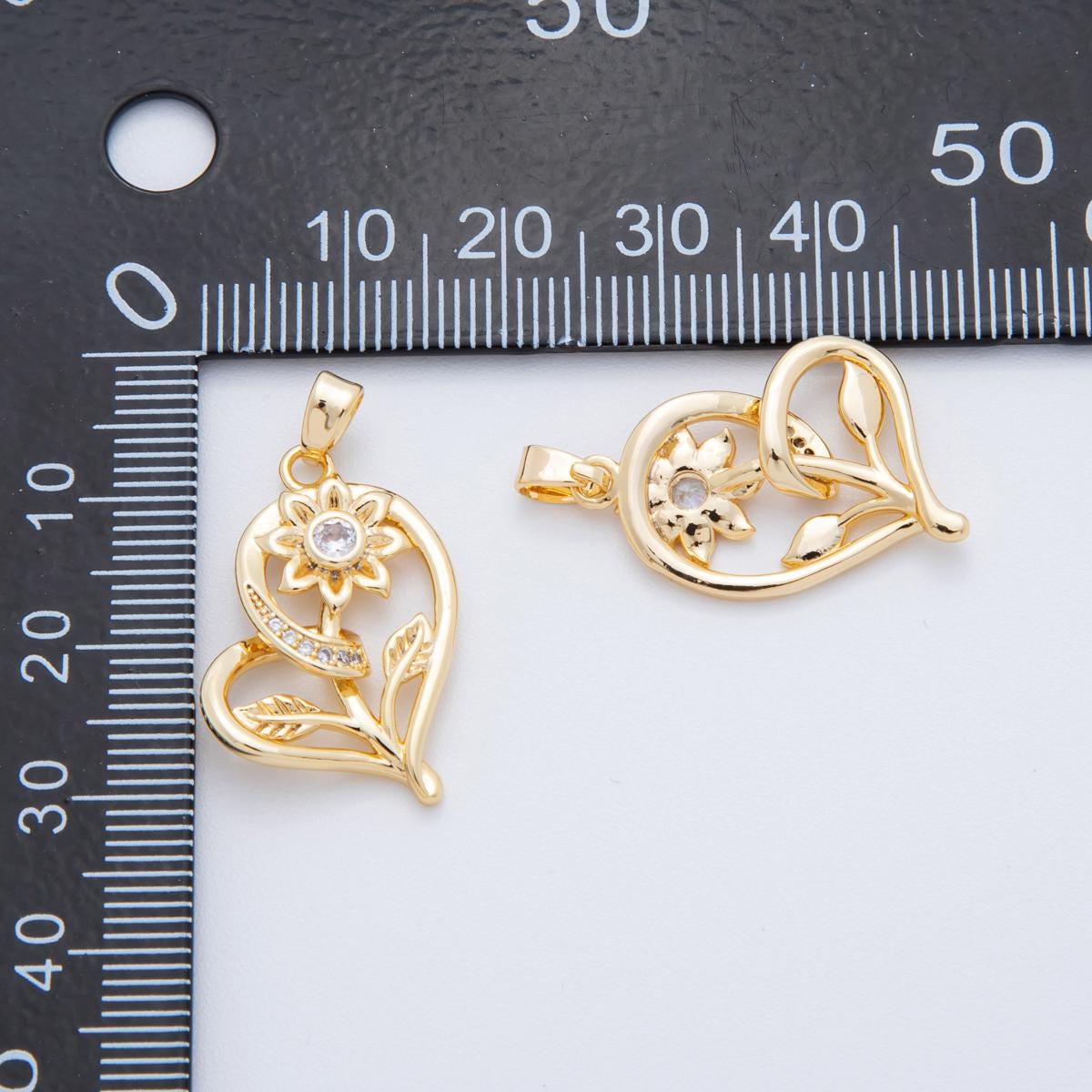 Gold Heart Flower Pendant with Cubic Zirconia – Elegant Floral Heart Necklace Charm, Romantic Jewelry Supply AH-804