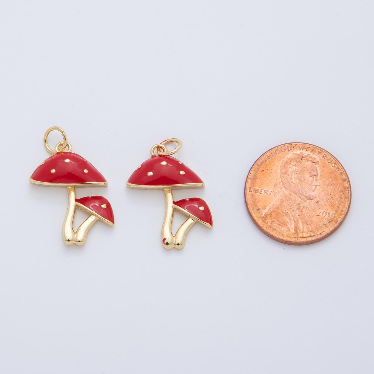 Mini Mushroom Dangle Charm Red Mushroom Pendants Vegetable Charm Fantasy Shroomie Pendant AF-407
