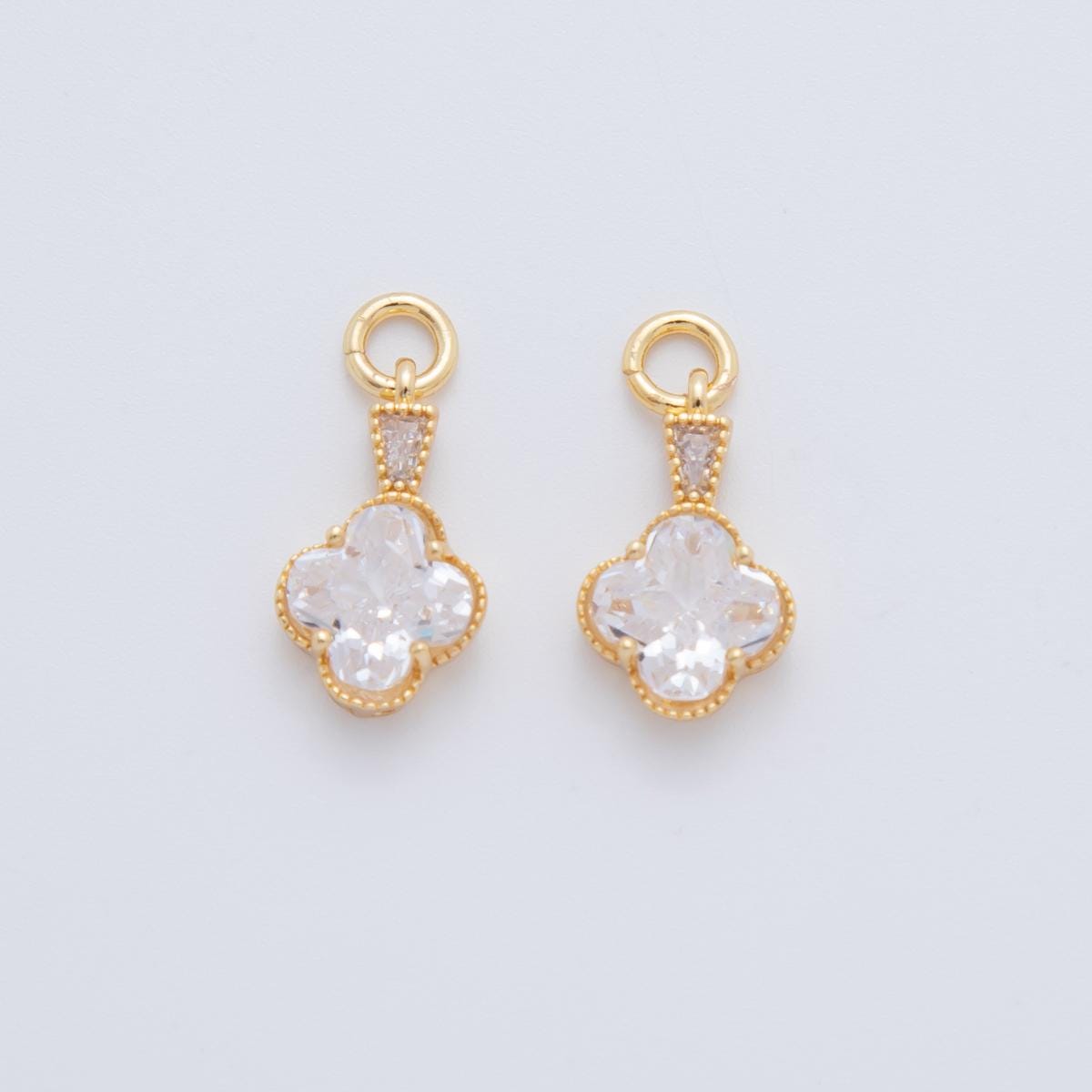 Mini 18k Gold Filled Quatrefoil Pendant Gold Charm Clear Cubic Zirconia Stone Necklace Bracelet Pendant Four leaf Clover Lucky Charm AF-711