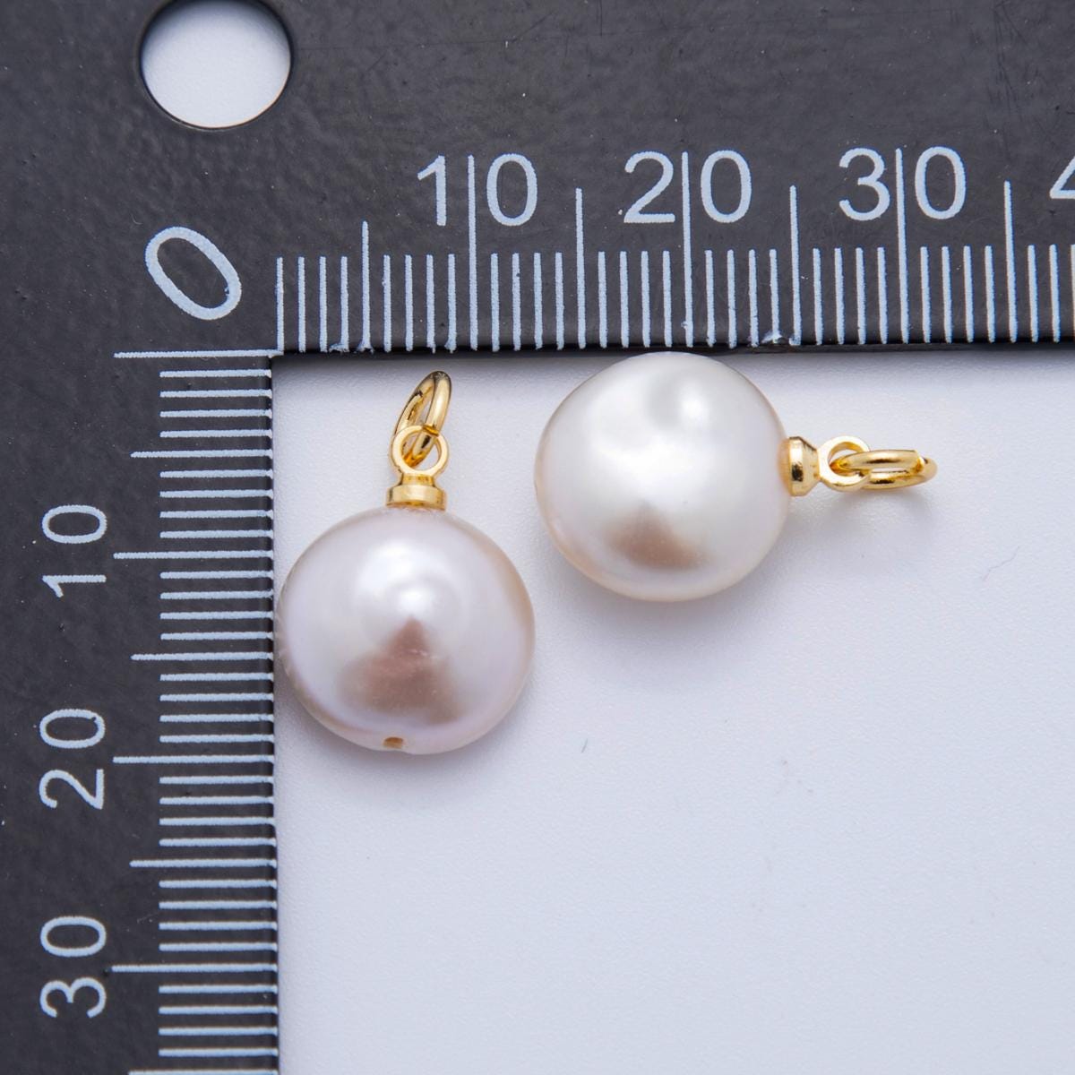 18K Gold Filled White Freshwater Pearl Button Drop Pendant | AF-624