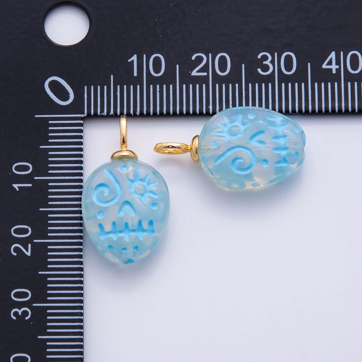 Dainty Colorful Dia de los Muertos Charm Skull pendant Head Skull Charms – Hand-Etched Halloween Pendants with 18K Gold Filled AF-725