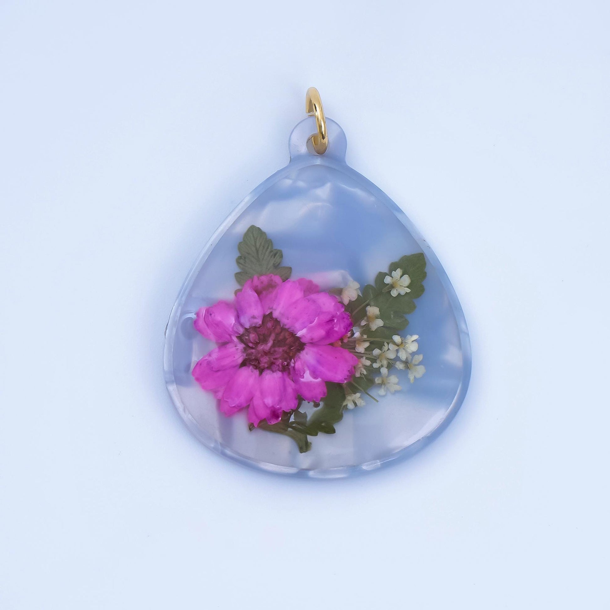 Handmade Blue Pink Dianthus Flower Charm in Resin – Real Pressed Flower Jewelry Making Supply for Necklace or Earring DIY N-061