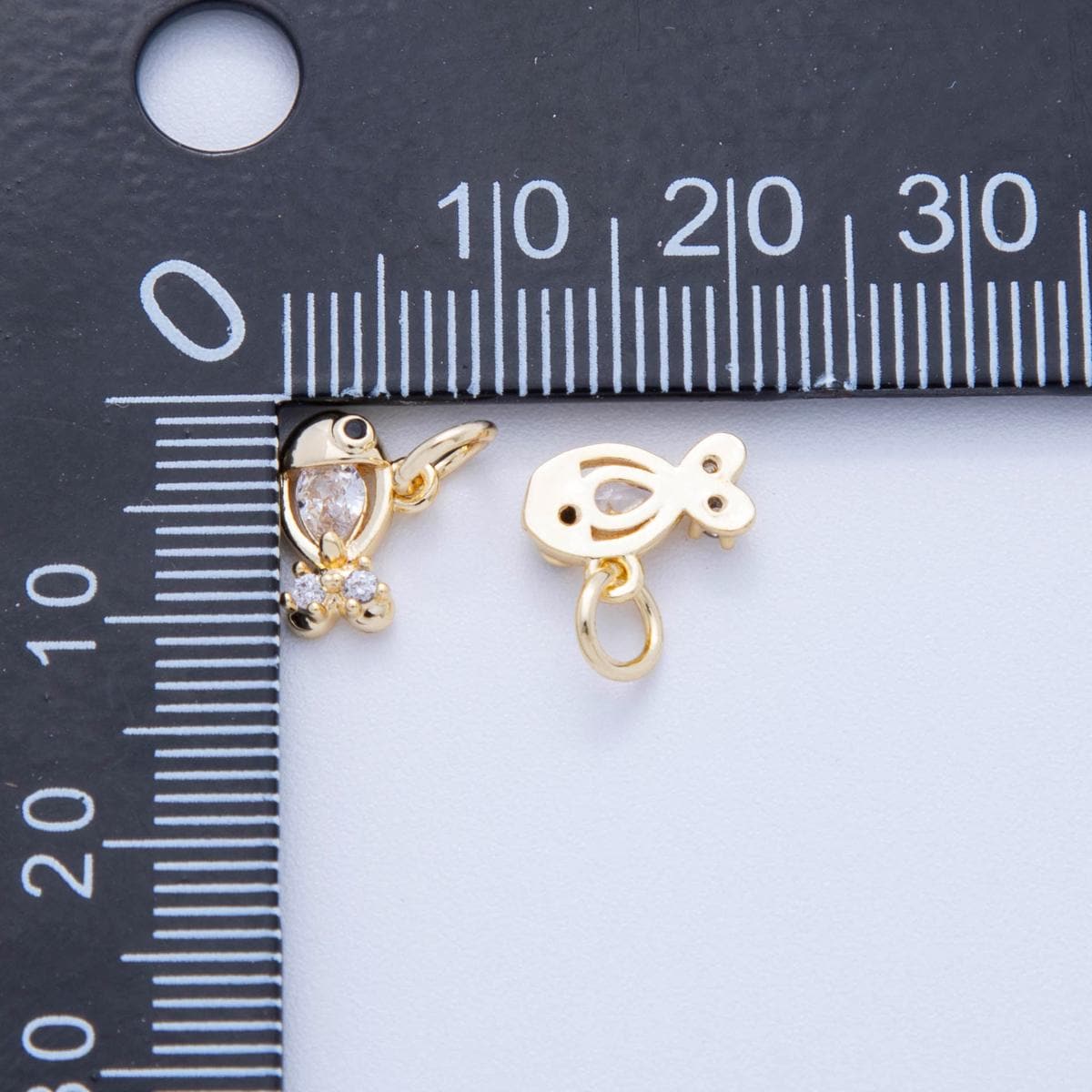 18K Gold Filled Fish Pendant Mini Animal Charm Bracelet Necklace for DIY Jewelry Making Supply AF-822