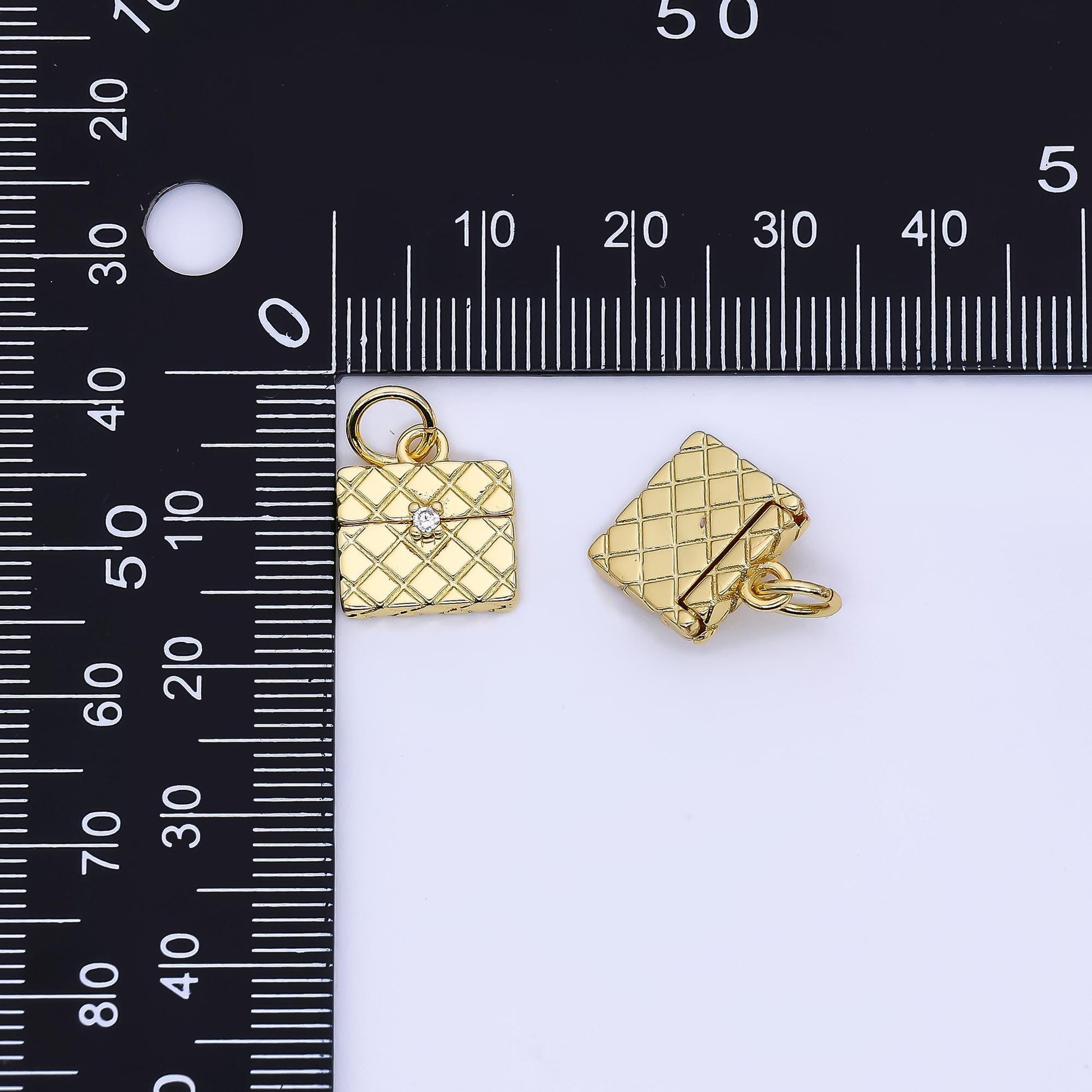 24k gold Filled dainty Quilted purse bag Charm pendant for Fashionista bracelet necklace component | W-641