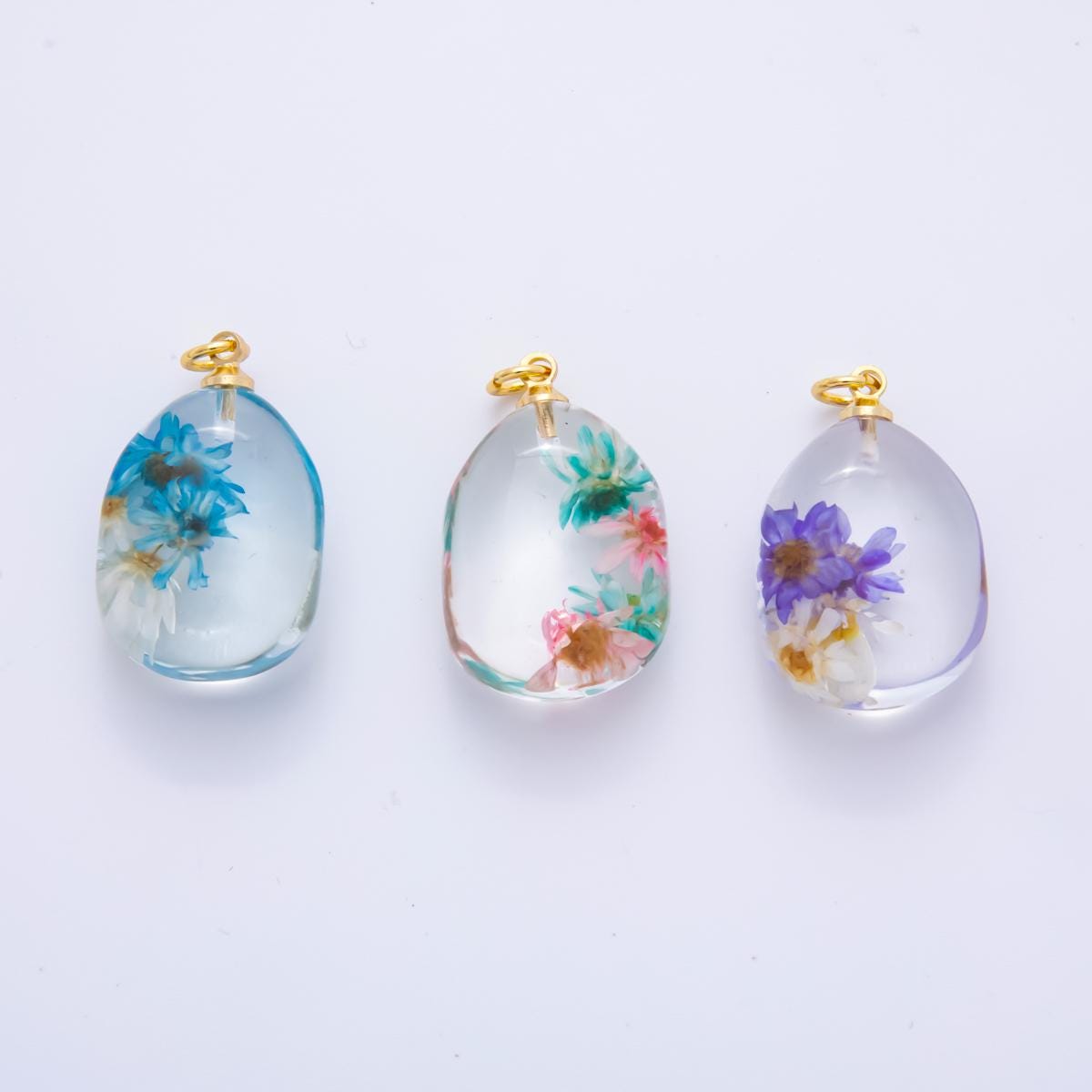 18K Gold Filled 28mm Resin Pebble Ocean Bloom Flower Charm | AH858 AH859
