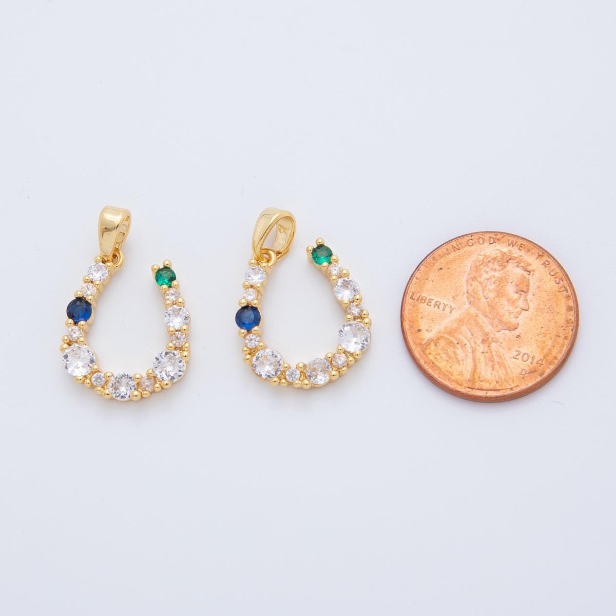 18K Gold Filled Blue-Green Clear CZ Cluster Horseshoe Pendant | AH774