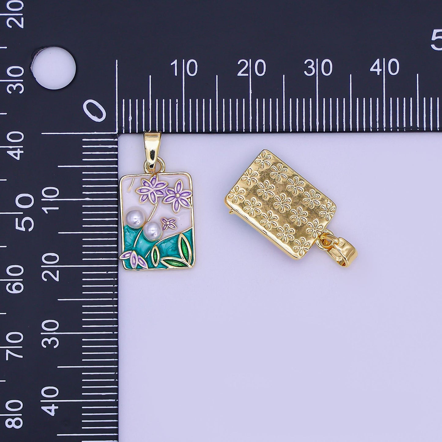 24K Gold Filled Shell Pearl White Flower Enamel Square Pendant | ah-491