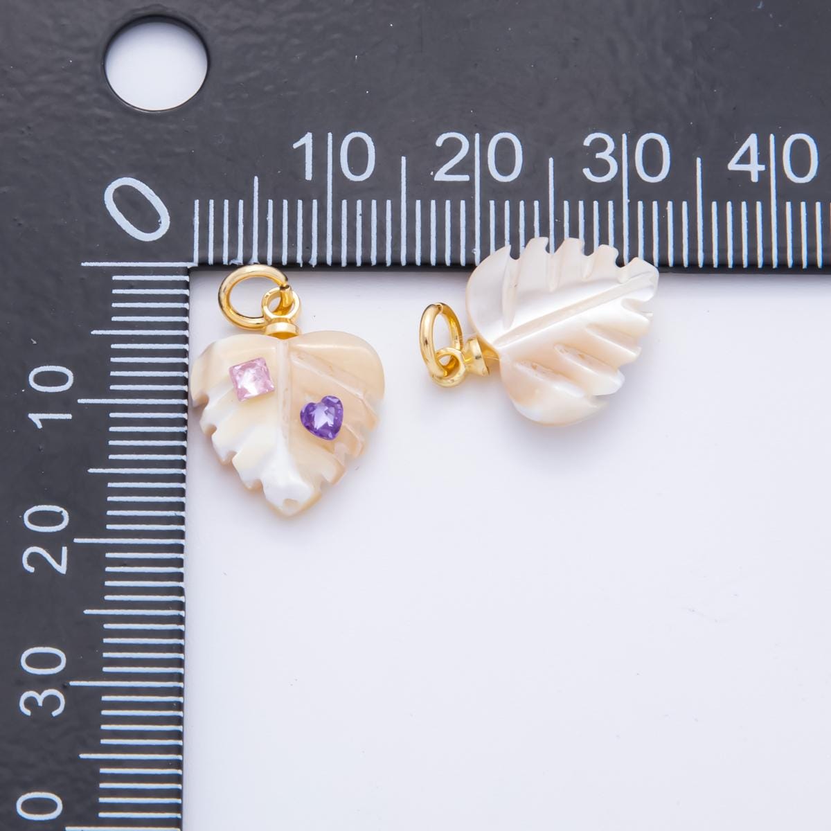 18k gold filled 14mm shell pearl heart nature monstera leaf pendant With CZ Stone | AF-833