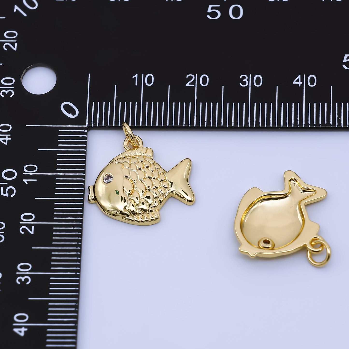 24K Gold Filled Fish Charm Dainty Gold Fish Pendant for Bracelet Necklace for DIY Jewelry Making Supply AJ-399