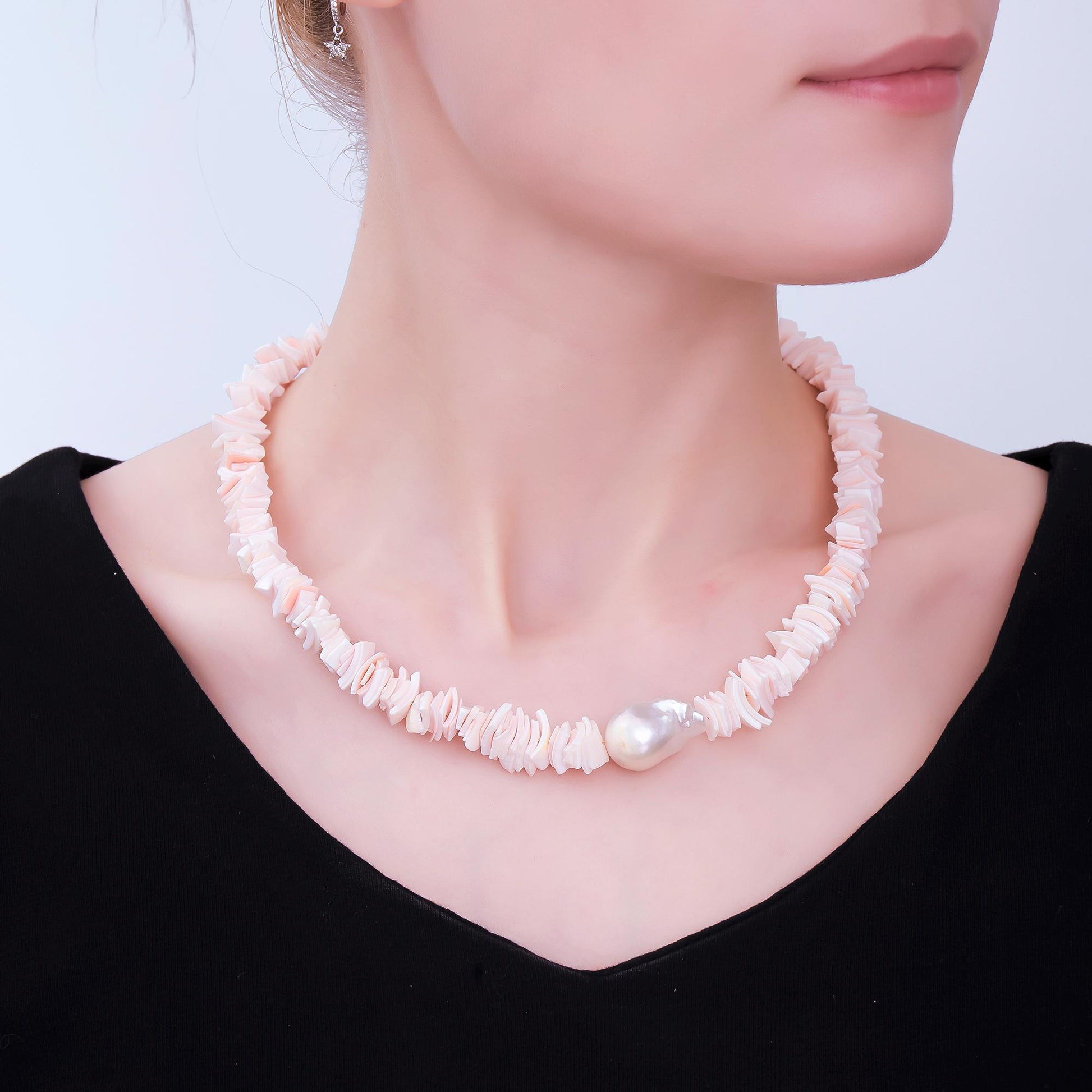 Handmade Pink Shell Pearl Necklace Chip Bead Smooth Freeform Nugget Beaded Cluster Necklace WA-3248
