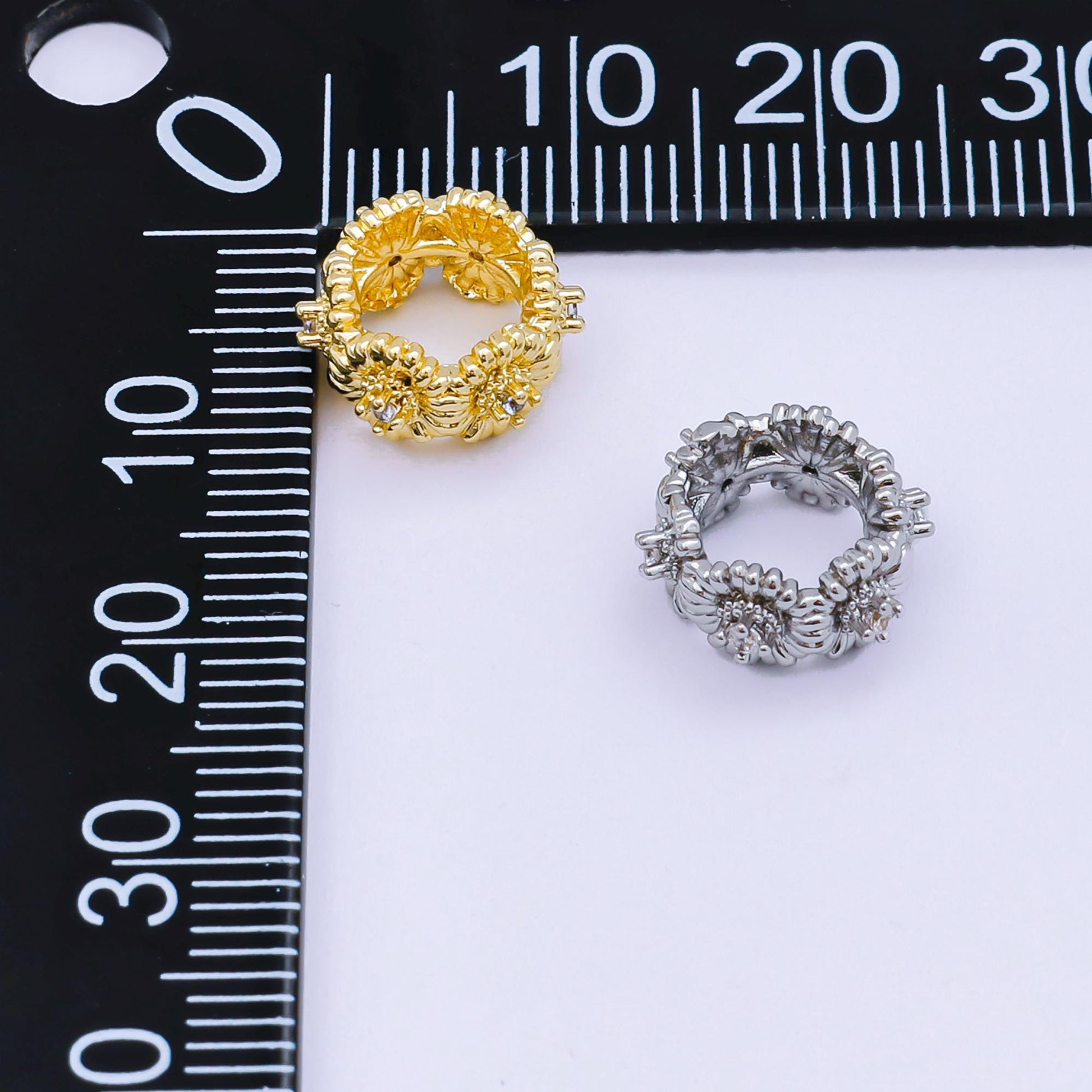 1x dainty flower spacer beads, Sun flower beads, floral bracelet connector for bracelet jewelry making supply finding 10mm B-008