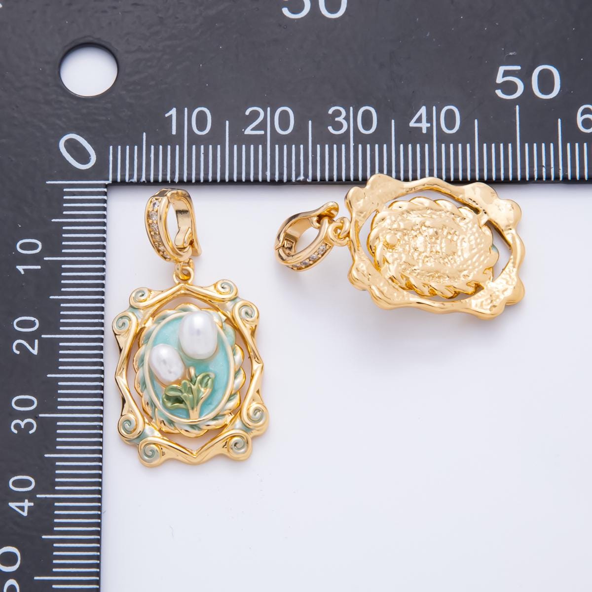 18K Gold Filled Tulip Pendant Artsy Flower Pearl Charm with Decorative Bezel | AH-811