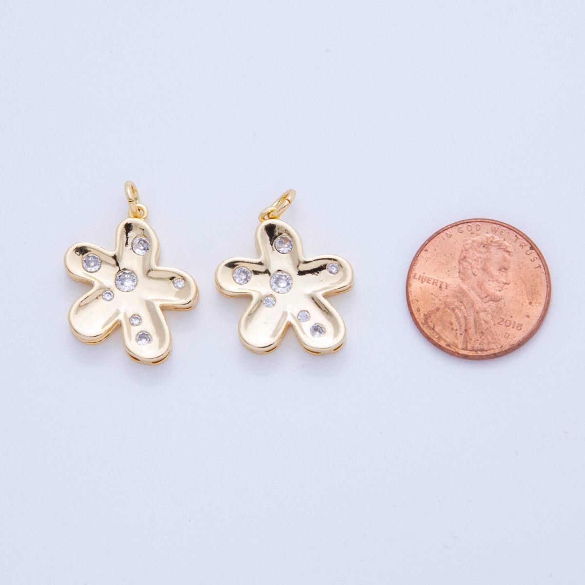 18K Gold Filled Daisy Pendant Mini Flower Charm Bracelet Necklace for DIY Jewelry Making Supply AF-808