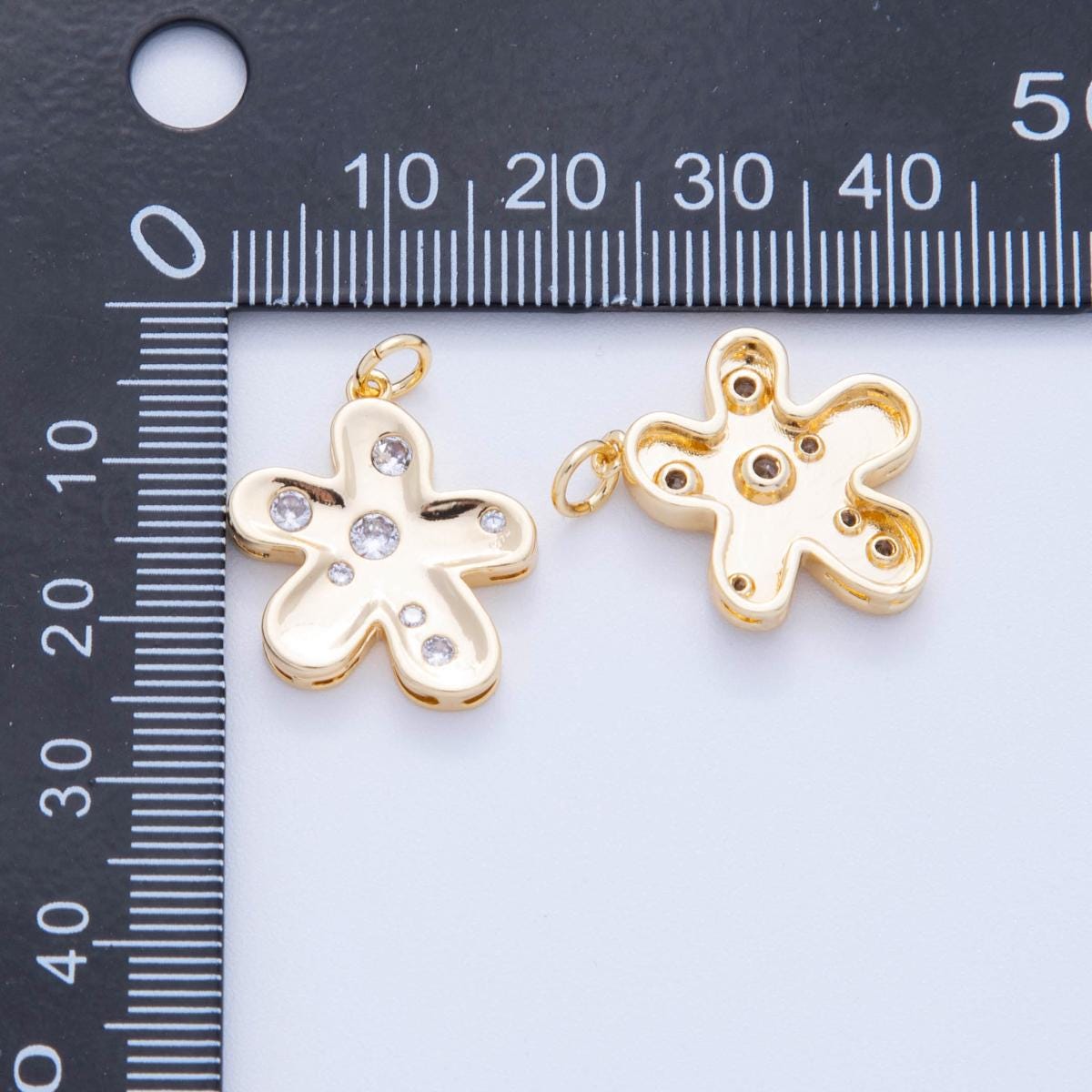 18K Gold Filled Daisy Pendant Mini Flower Charm Bracelet Necklace for DIY Jewelry Making Supply AF-808