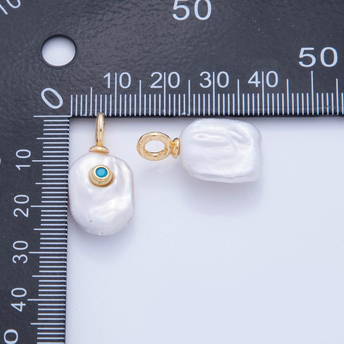 Freeform 24k gold filled clear micro paved Teal cz freshwater pearl pendant | af-616