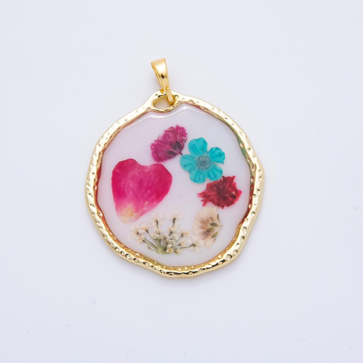 18K Gold Filled 39.5mm Resin Dried Flower Pendant | AH787 - AH792