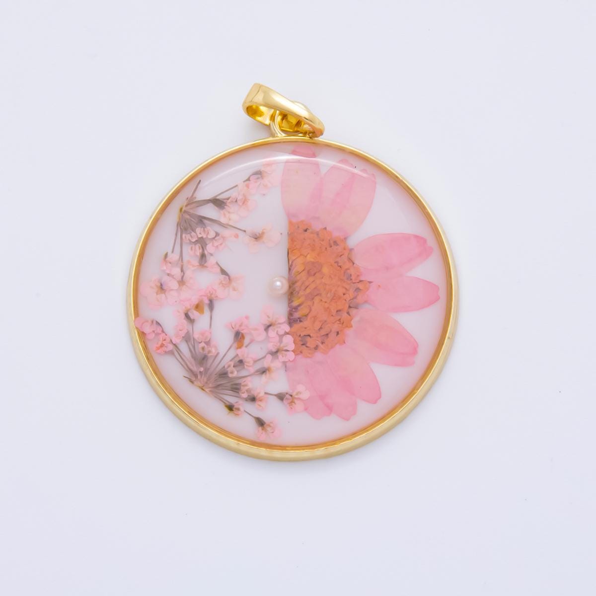 18K Gold Filled 39.5mm Resin Dried Flower Pendant | AH787 - AH792