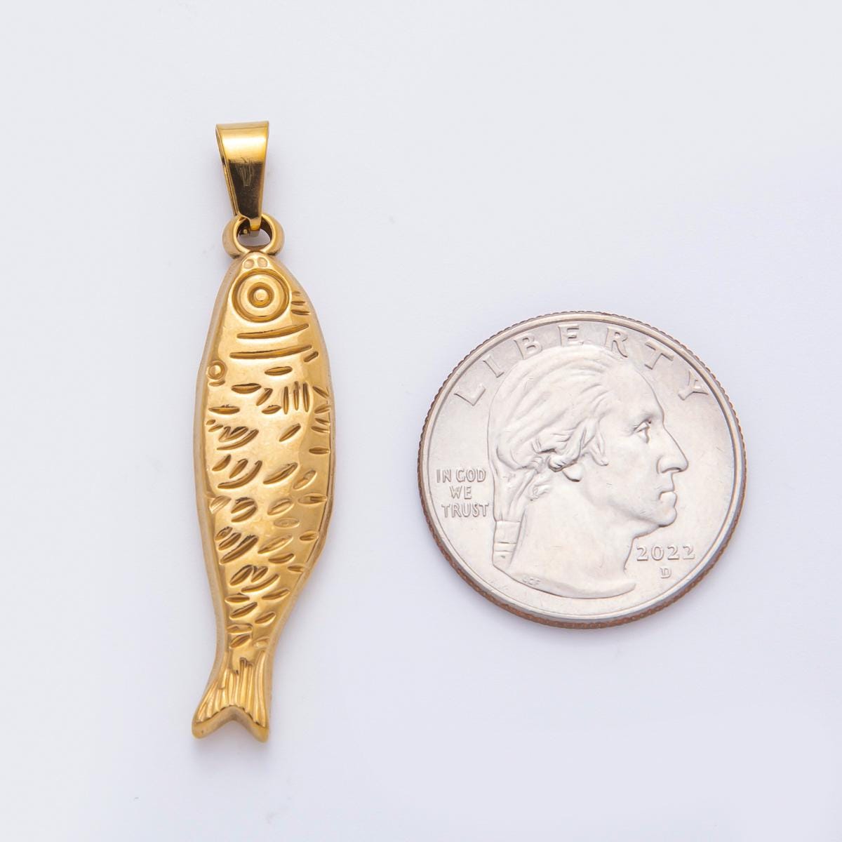 Stainless steel 47.3mm fish Sardines Charm minimalist Animal Pendant in gold sardine fish pendant | p-802