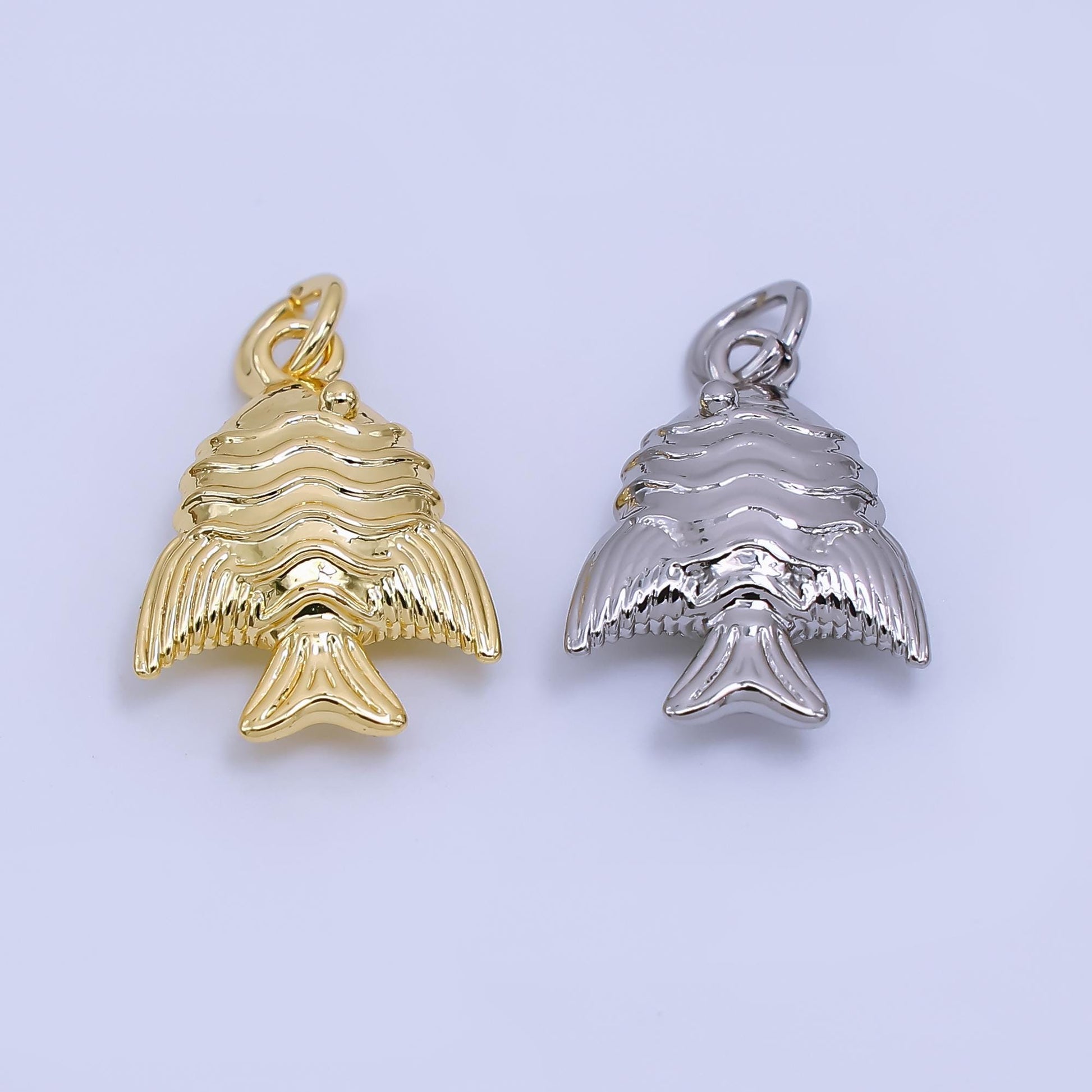 Gold & Silver Fish Charms – Ocean Inspired Pendant for DIY Jewelry, Nautical Tropical Fish Charm, Beach Theme Necklace Supplies AJ-481