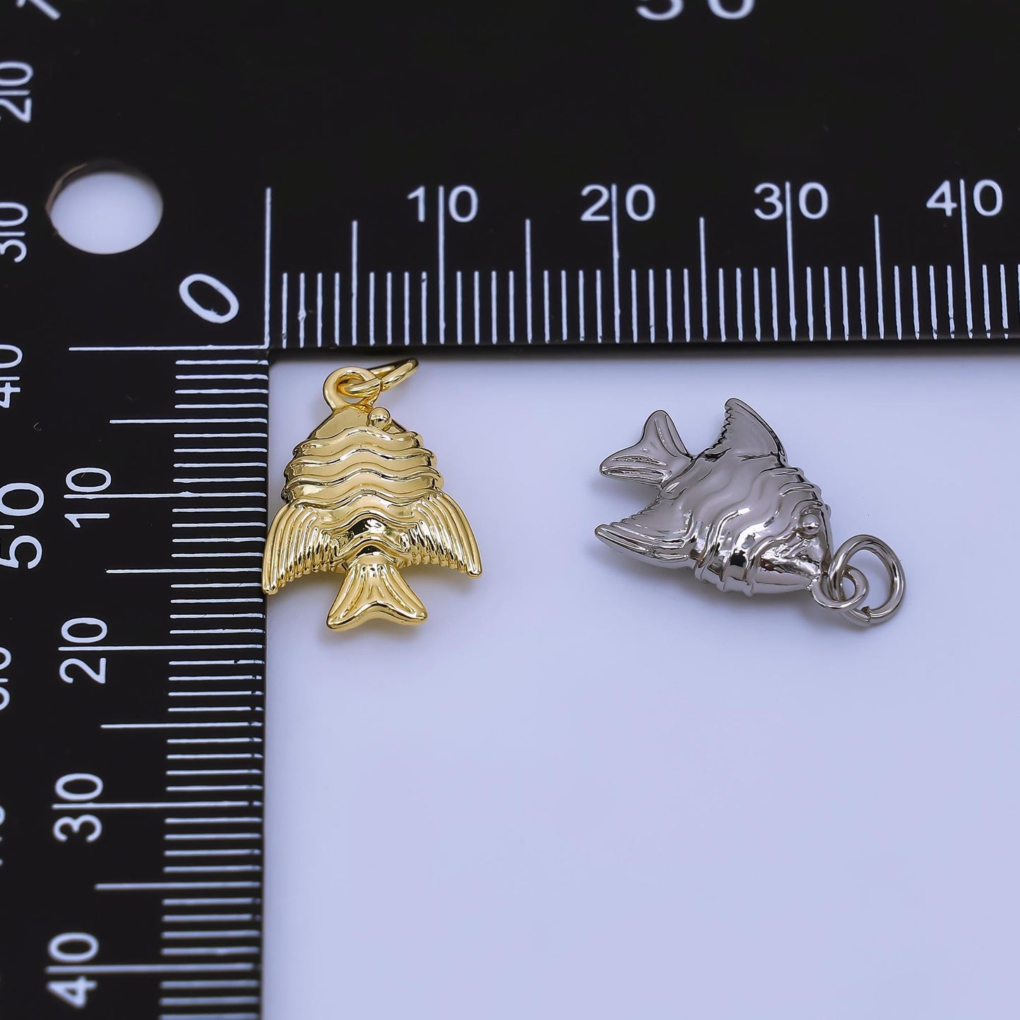 Gold & Silver Fish Charms – Ocean Inspired Pendant for DIY Jewelry, Nautical Tropical Fish Charm, Beach Theme Necklace Supplies AJ-481