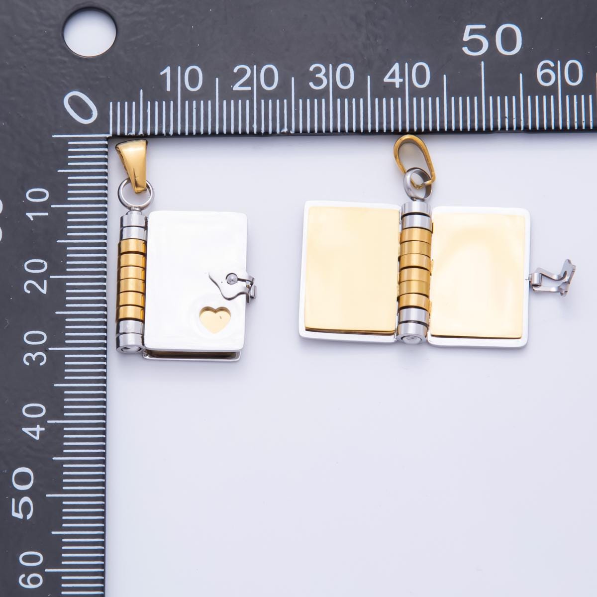 Dainty gold diary charm open book charm engravable blank paper charm for personalized message jewelry P-742