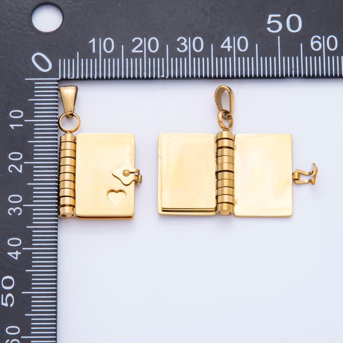 Dainty gold diary charm open book charm engravable blank paper charm for personalized message jewelry P-742