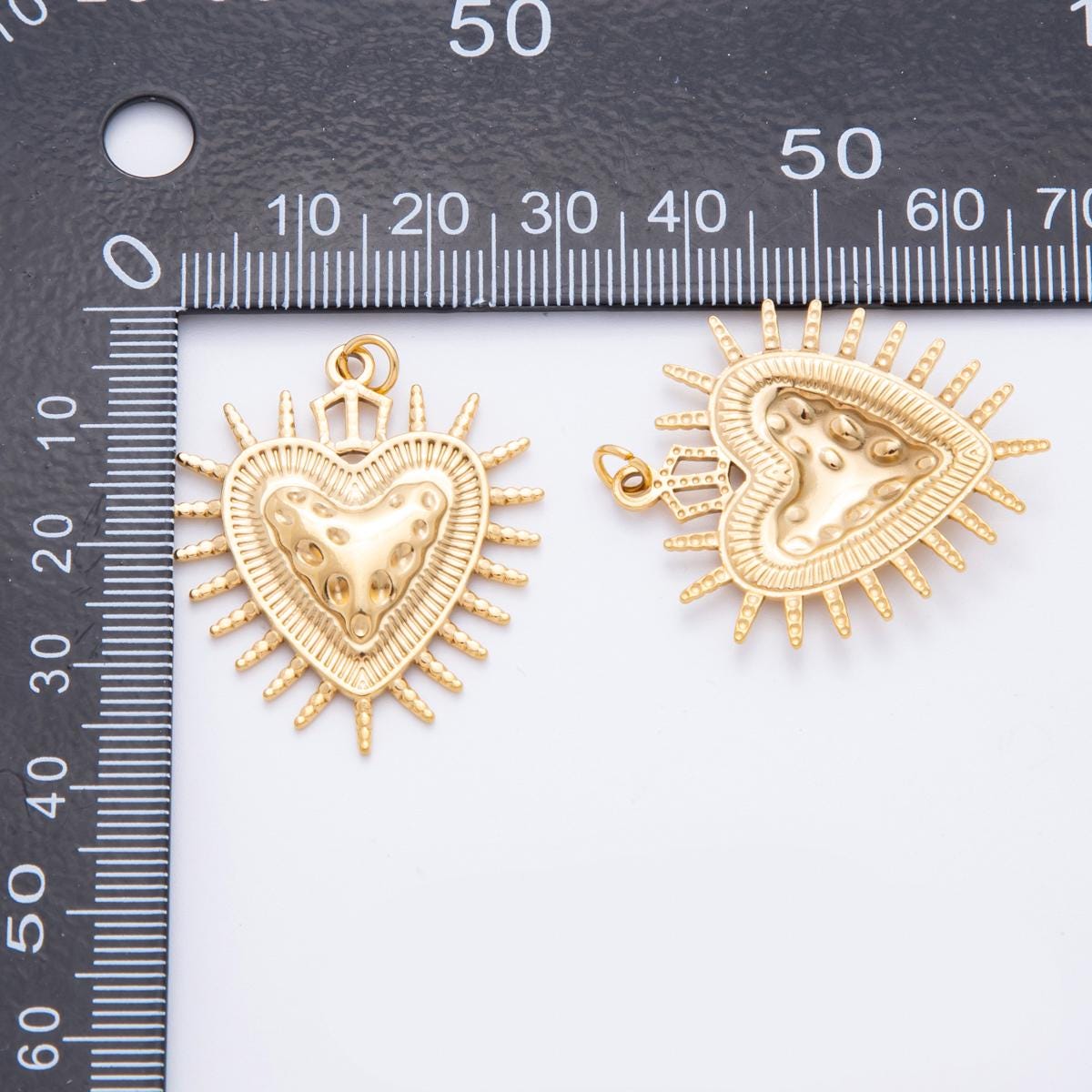 Dainty Gold Stainless Steel Hammered Gold Heart Pendant with Spiked Edge for scarf Necklace Charm J-463