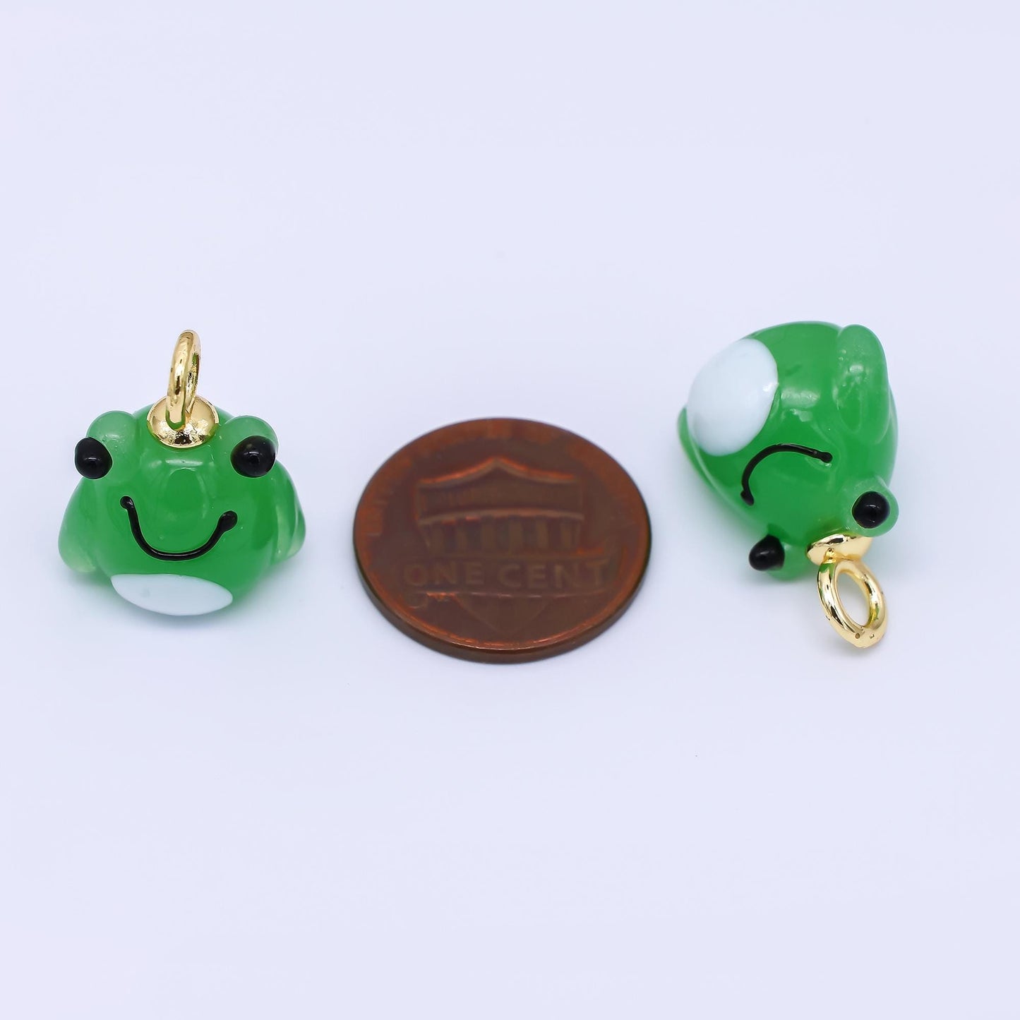 24K Gold Filled 20mm Ceramic Art Green Smiley Frog Animal Charm | AJ-302