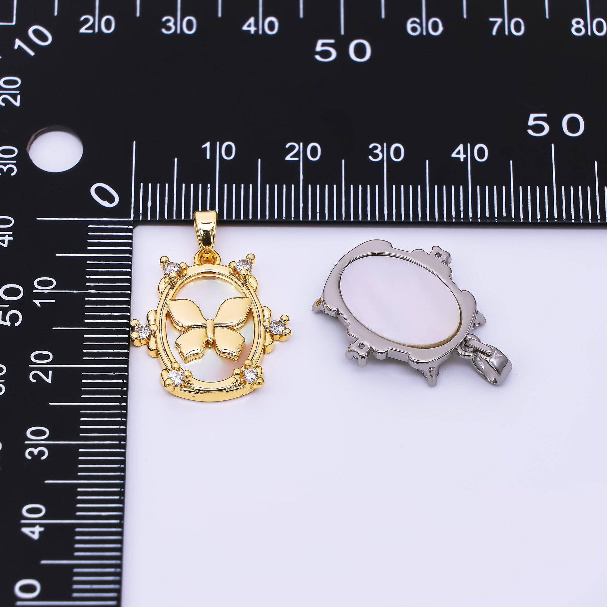 Mini Gold Mariposa Charm Butterfly Pendant Micro Pave Oval Medallion Animal charm for Jewelry Making AA1572