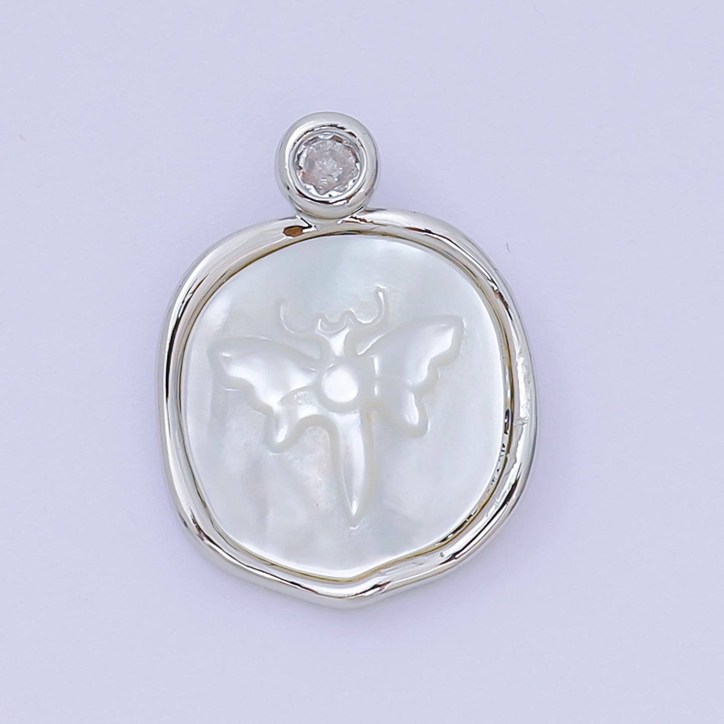 24K Gold Filled 20mm Mother of Pearl Dragonfly Medallion Pendant in Gold & Silver | AA-1578