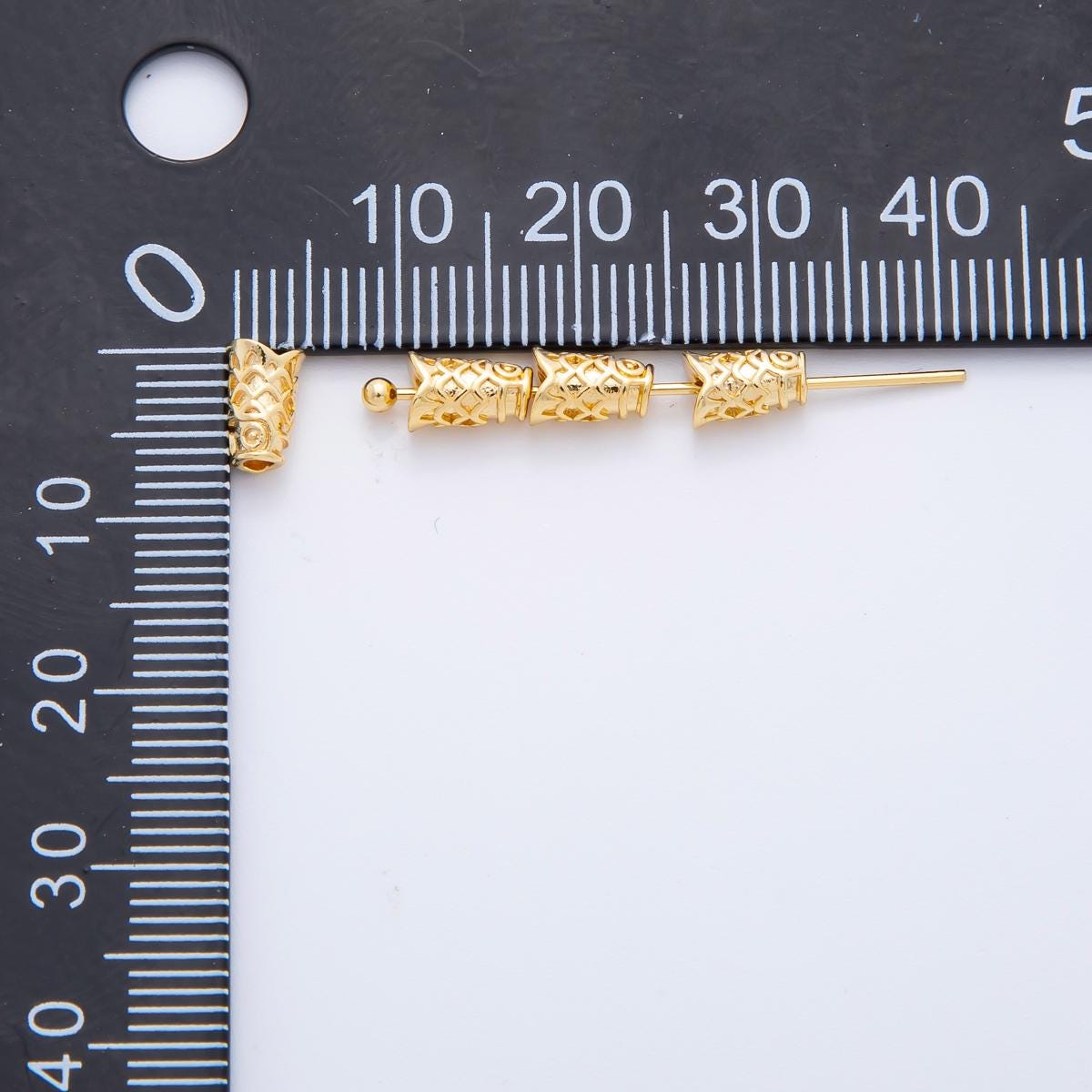 10 pcs 18k gold Filled Fish Head spacer beads Tiny Animal spacer beads 6.7x4.3 mm beads AF-1083