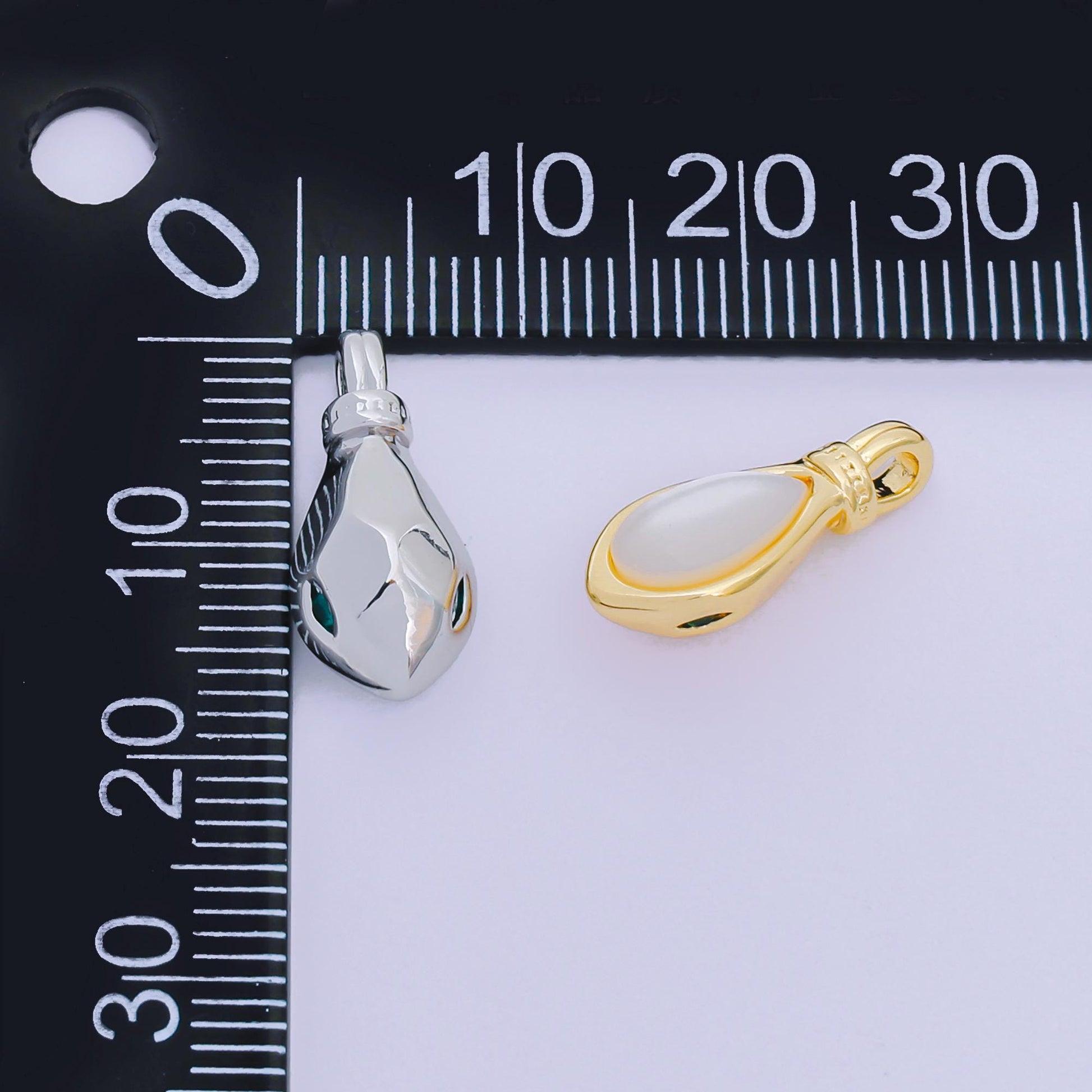 24K Gold Filled 17.5mm Green CZ Head of the Turtle Sea Animal in Gold & Silver | AA-1585