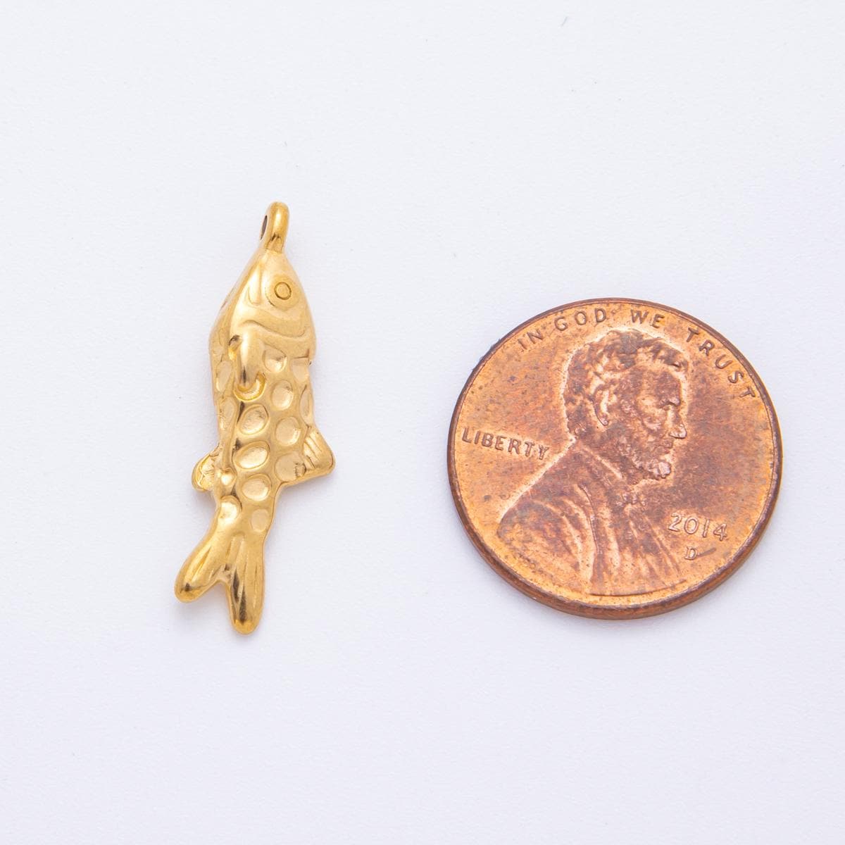 Mini PVD Gold Stainless Steel Fish Pendant Gold Fish Charm Bracelet Necklace for DIY Jewelry Making Supply Tarnish Free J-572