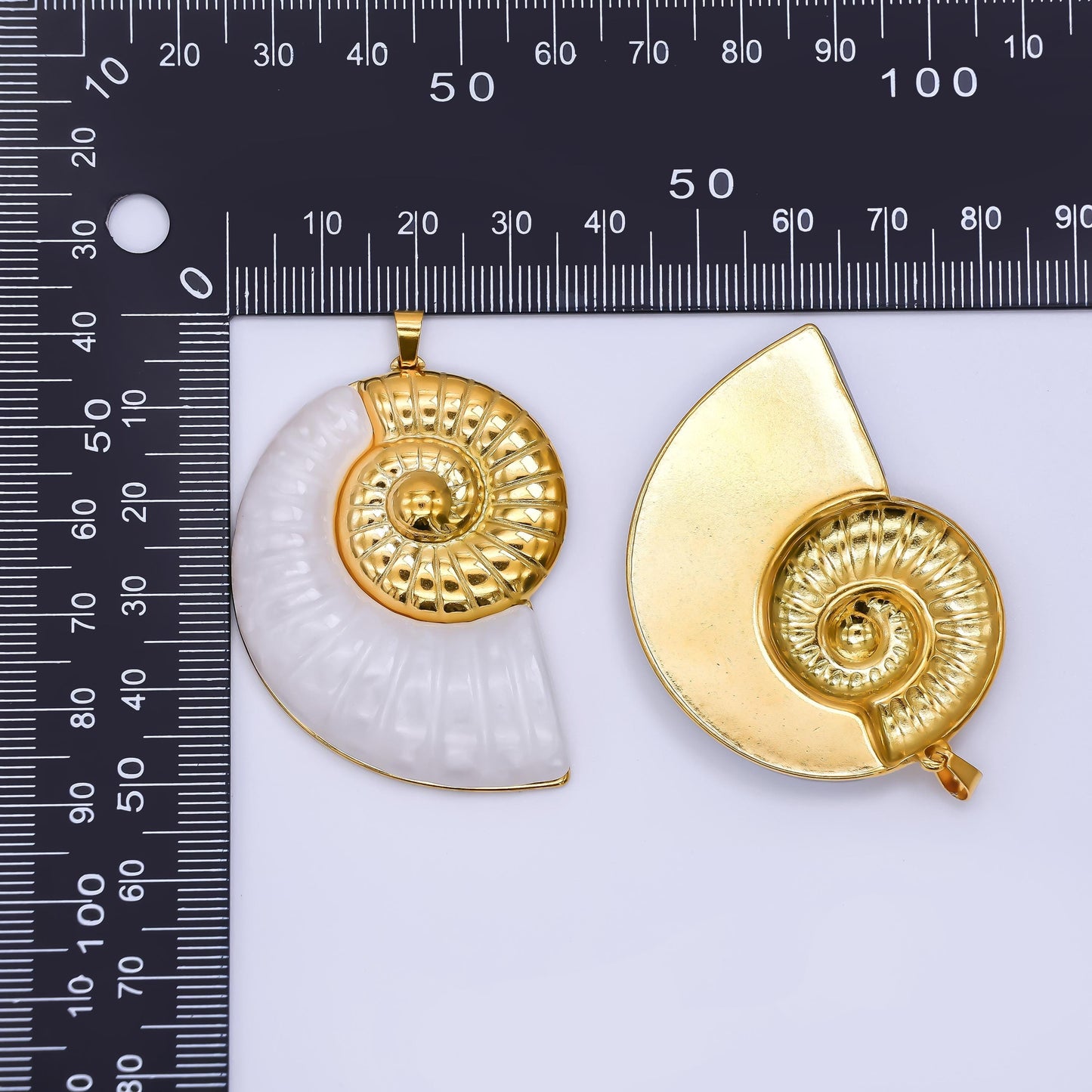 Big Gold Shell Charms PVD Gold Scallop Pendant Pearl Conch Shell Charm Necklace for DIY Jewelry Making Supply J-165