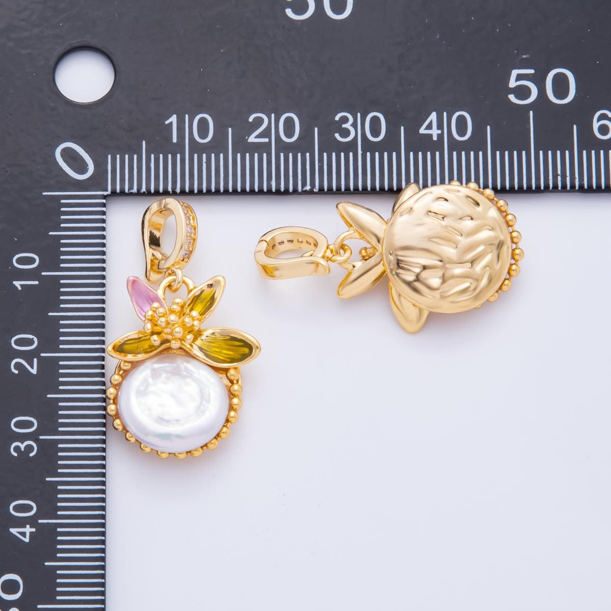 18K Gold Filled Flower Pearl Charm | AH-809