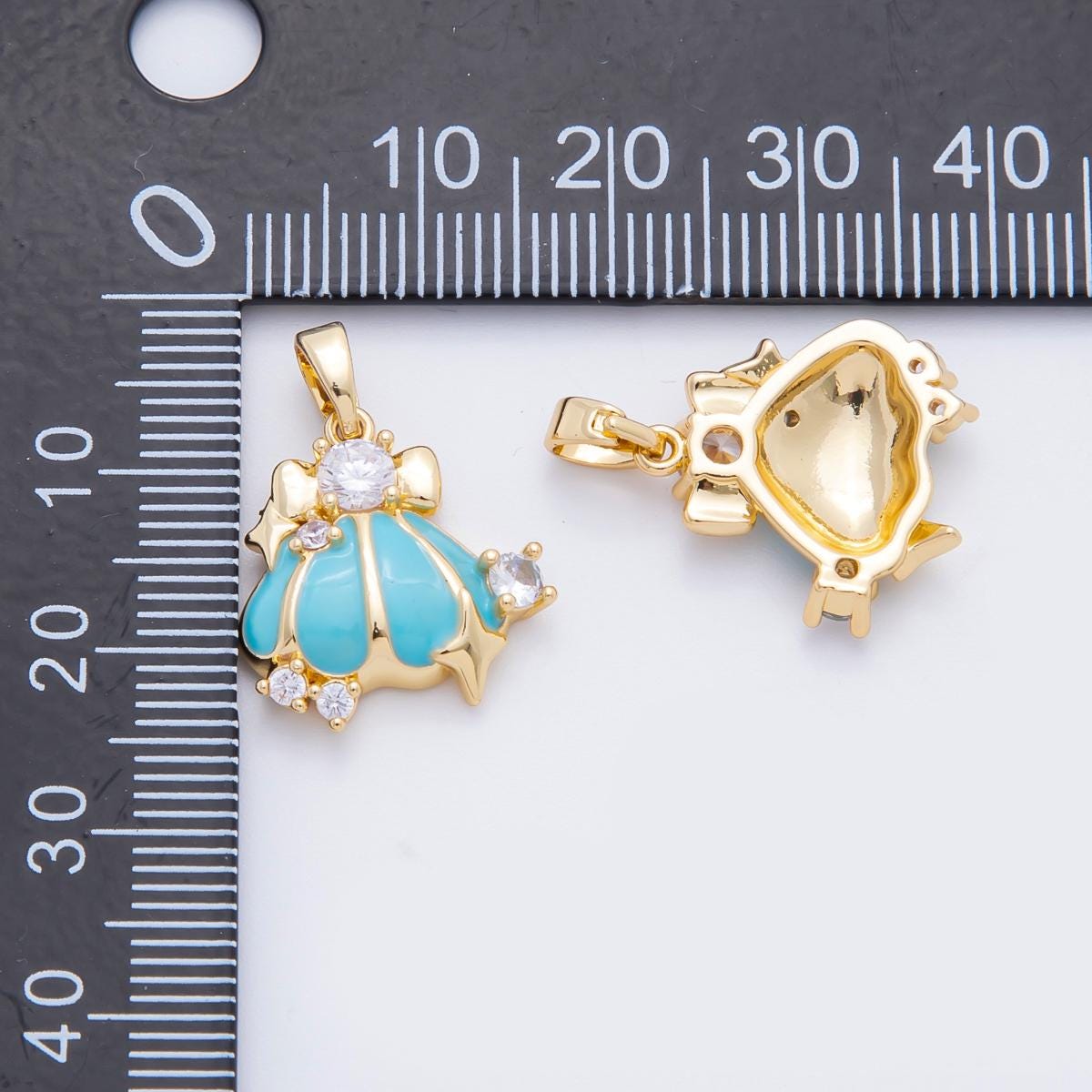 18k gold fill Enamel Clam shaped pendant Beach Charm Green Blue Teal Stripes Pendant af-1107