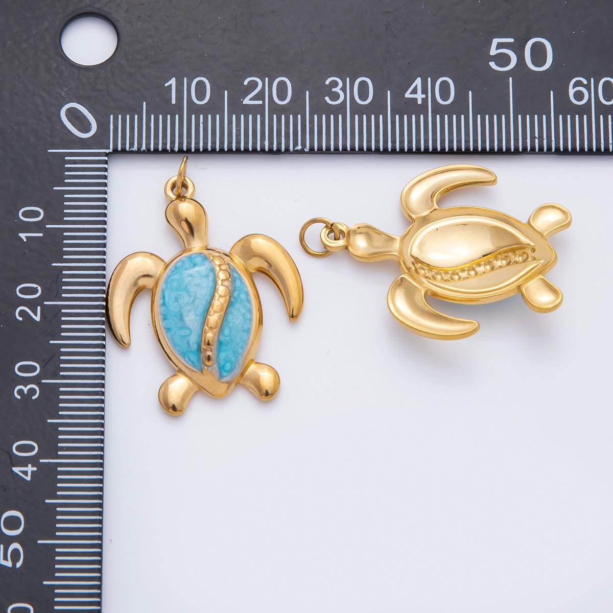Stainless steel 33.5mm Turtle Charm minimalist Enamel Beach Animal Pendant in gold Under the Sea pendant | C-201
