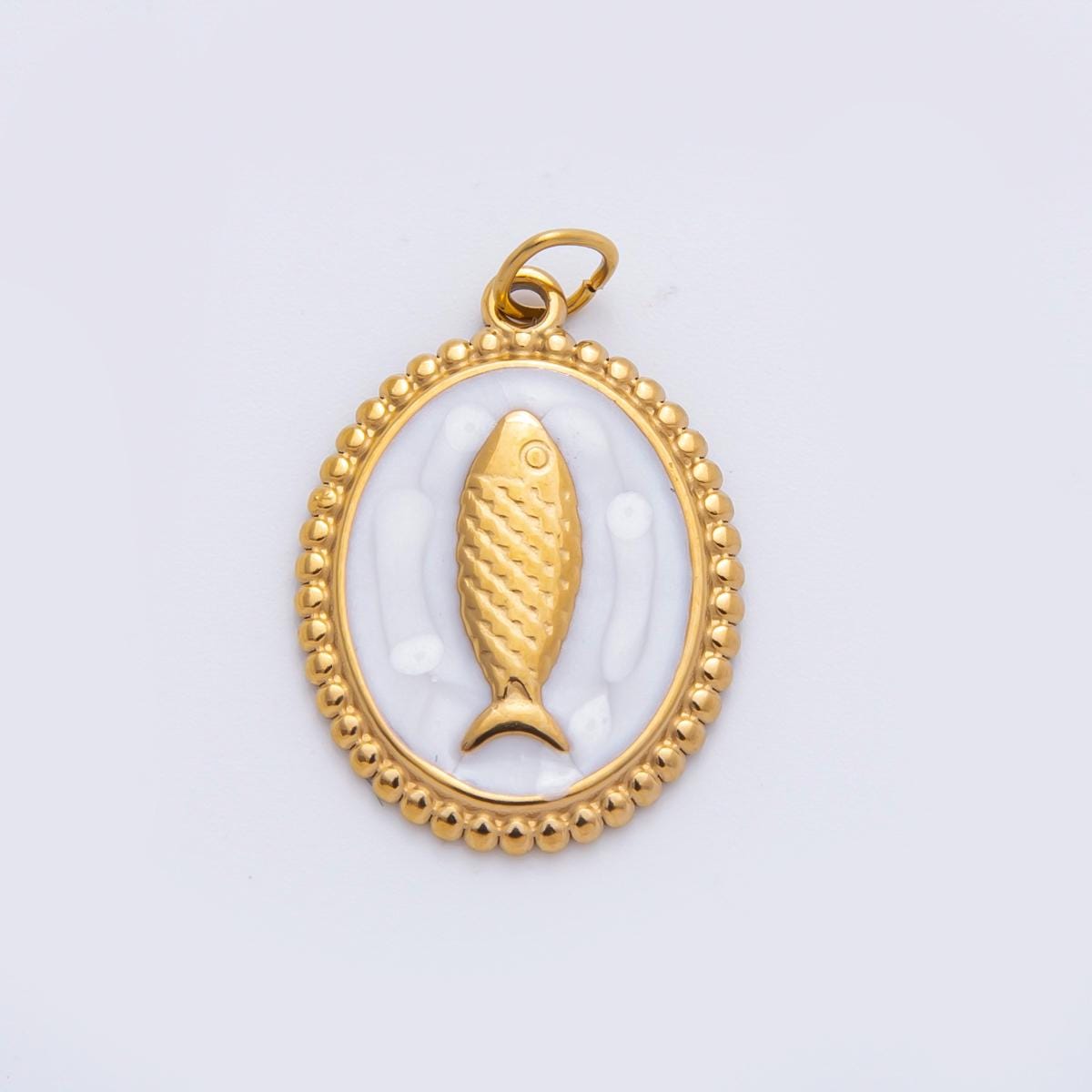 Enamel Stainless steel 27mm fish Oval Charm minimalist Pendant in gold sardine fish jewelry | C-277