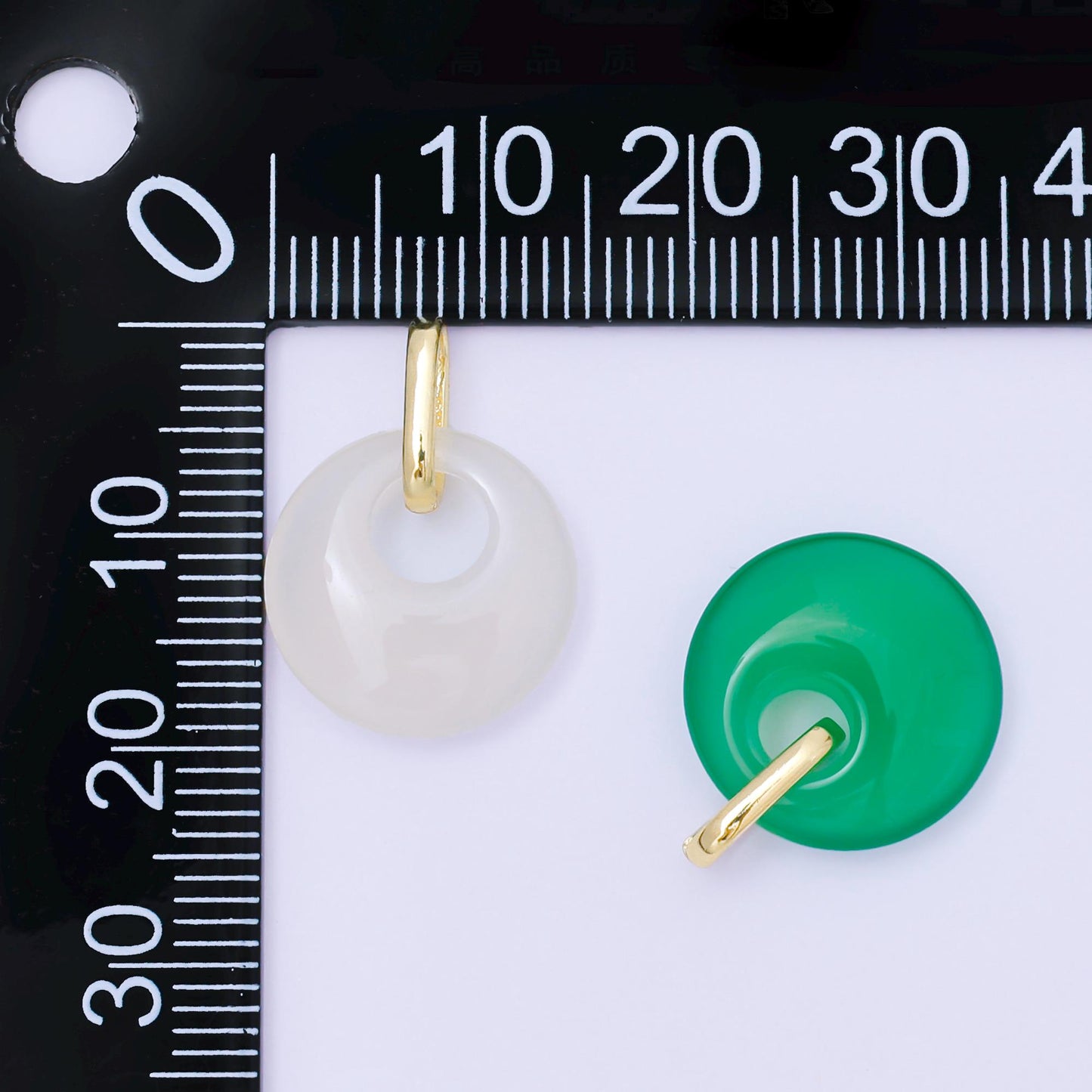 24K Gold Filled 15mm White, Green Agate Gemstone Round Pendant | AA1618