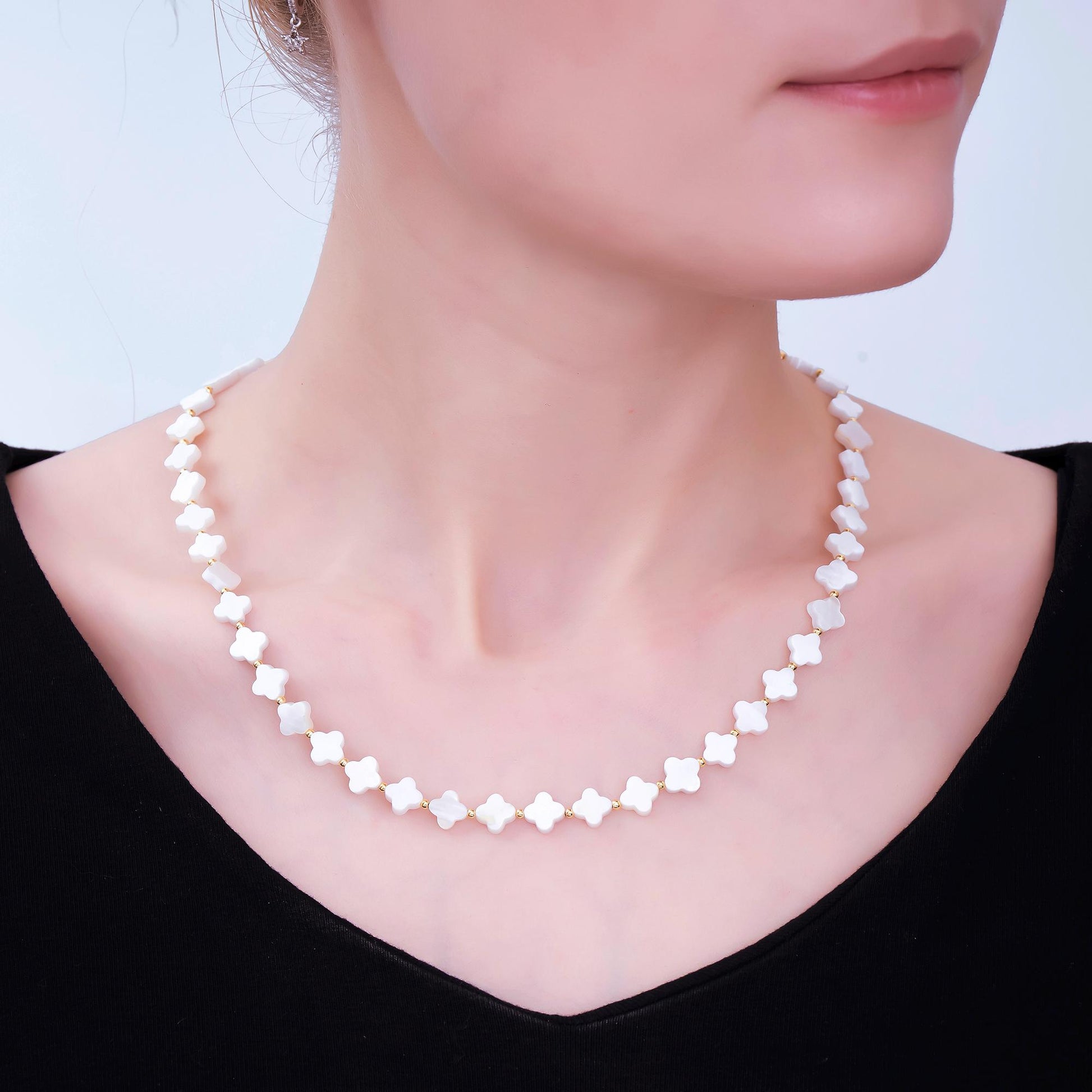 24K Gold Filled Mother of Pearl 4-Leaf Lucky Fortune Clover Necklace 17 Inch with Extender | WA-3344