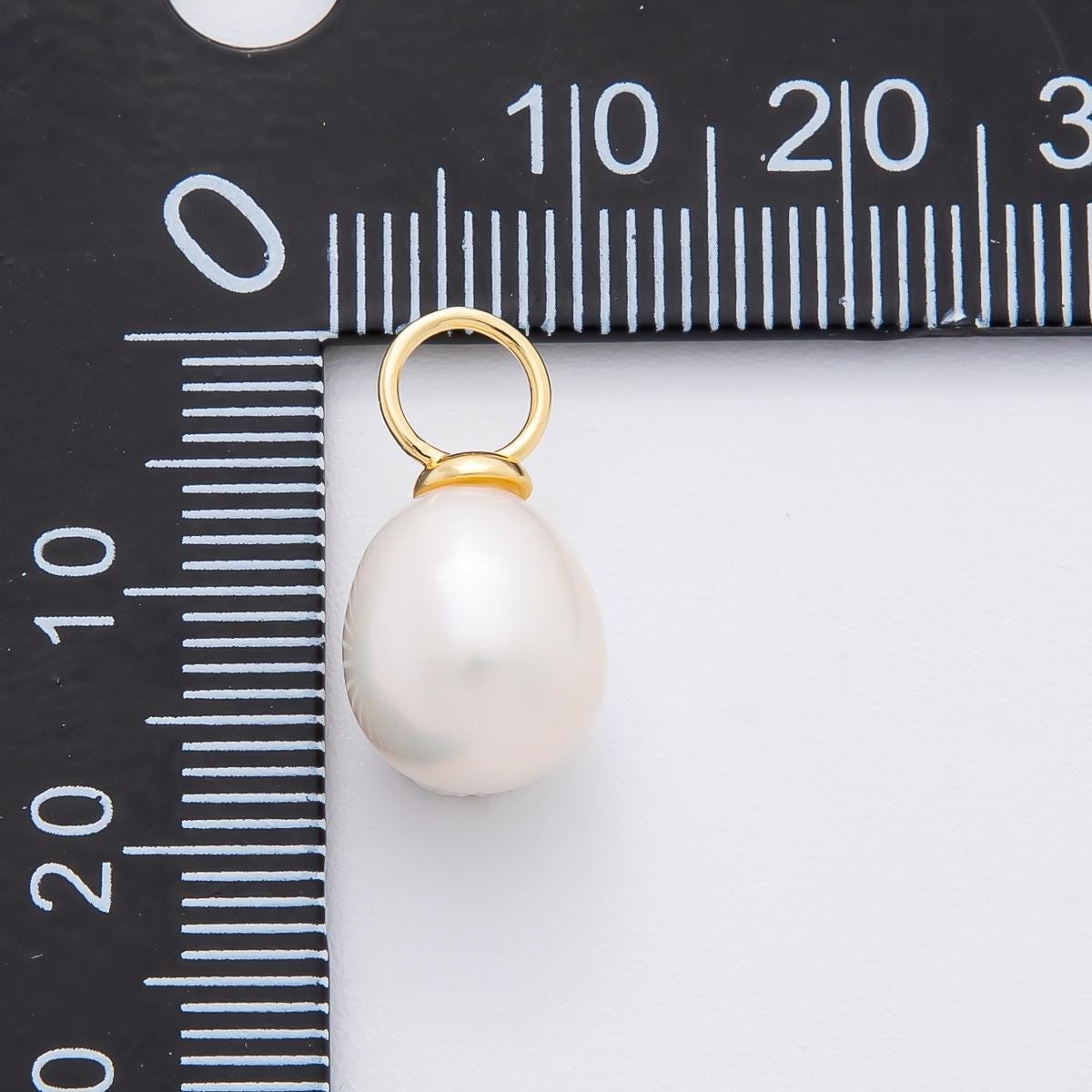 18k gold filled 18mm white freshwater pearl drop pendant | AF-632