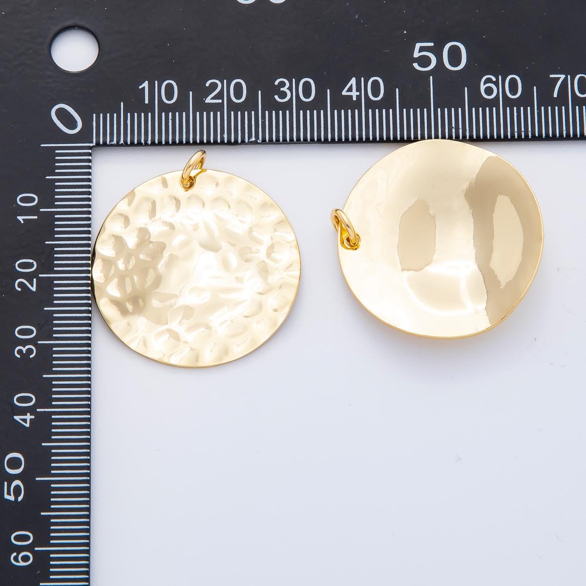 Modern Gold Hammered Round Coin Shape Pendant Charm Necklace Jewelry Supply DIY Jewelry Findings in 18k Gold Filled Textured Pendant N-1798