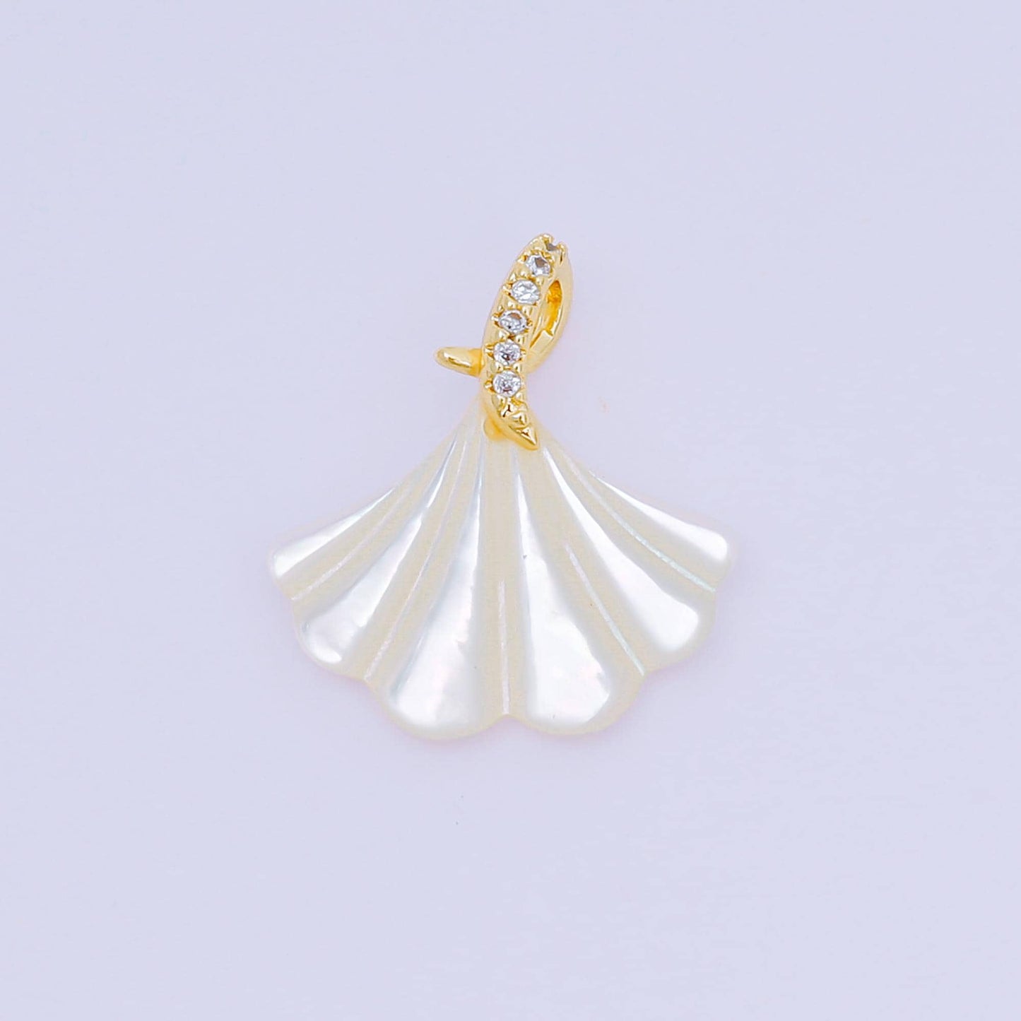 24K Gold Filled 18mm Micro Paved CZ Shell Pearl Fan-Shaped Clam Shell Twirl Tail Pendant in Gold & Silver | AA-1579